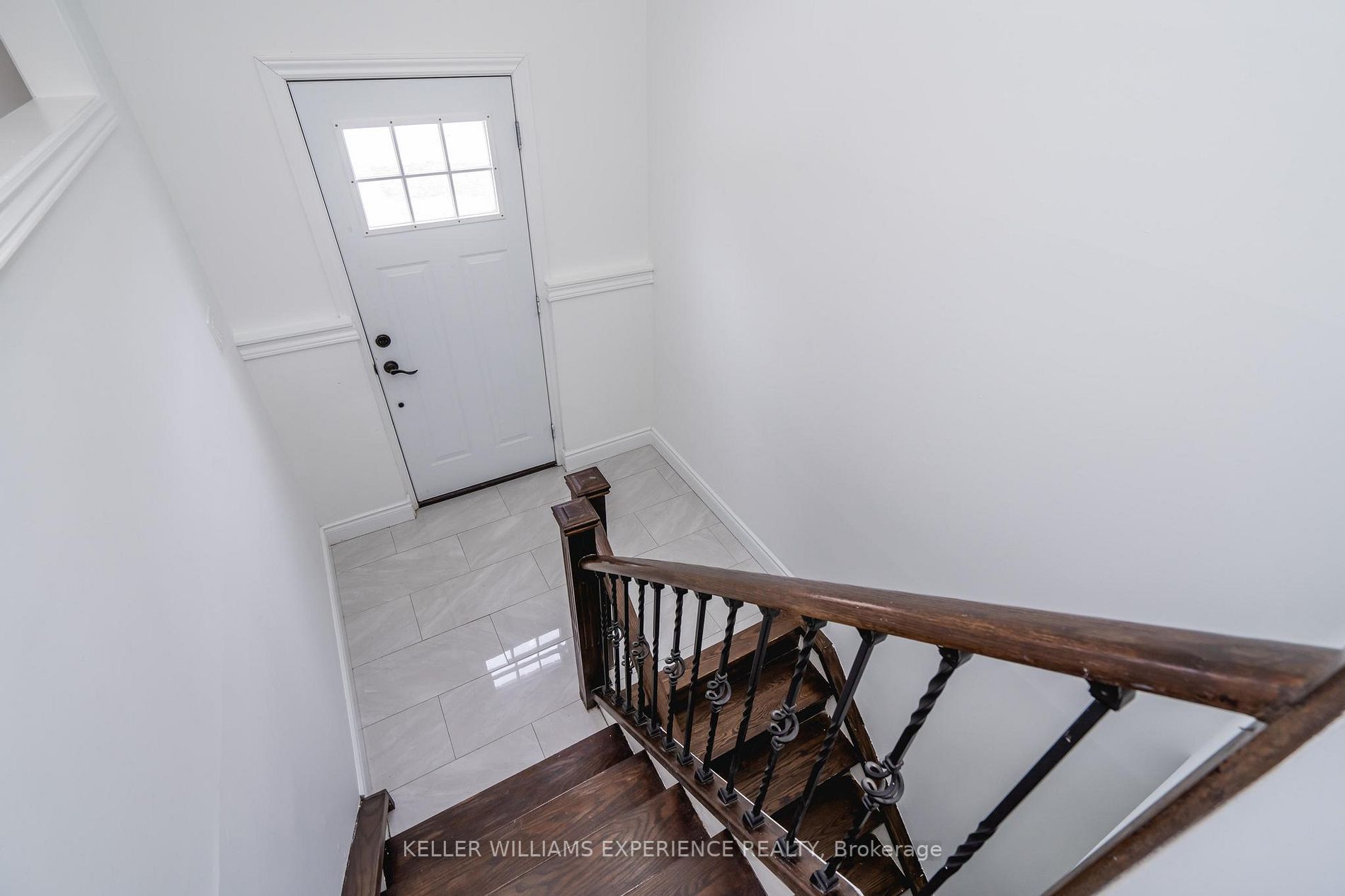 200 Ferndale Dr N