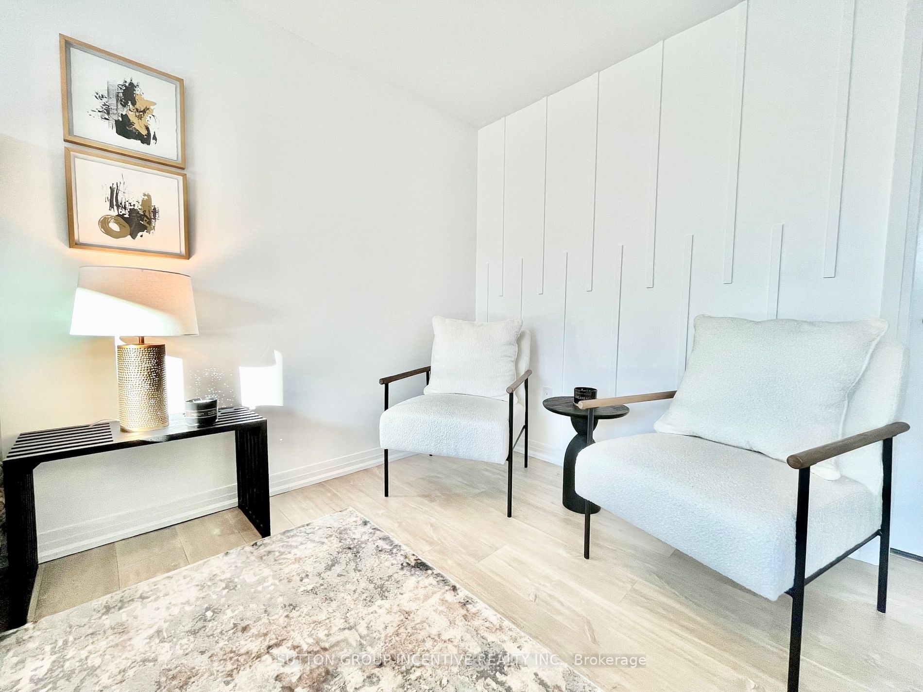 304 Essa Rd, #614
