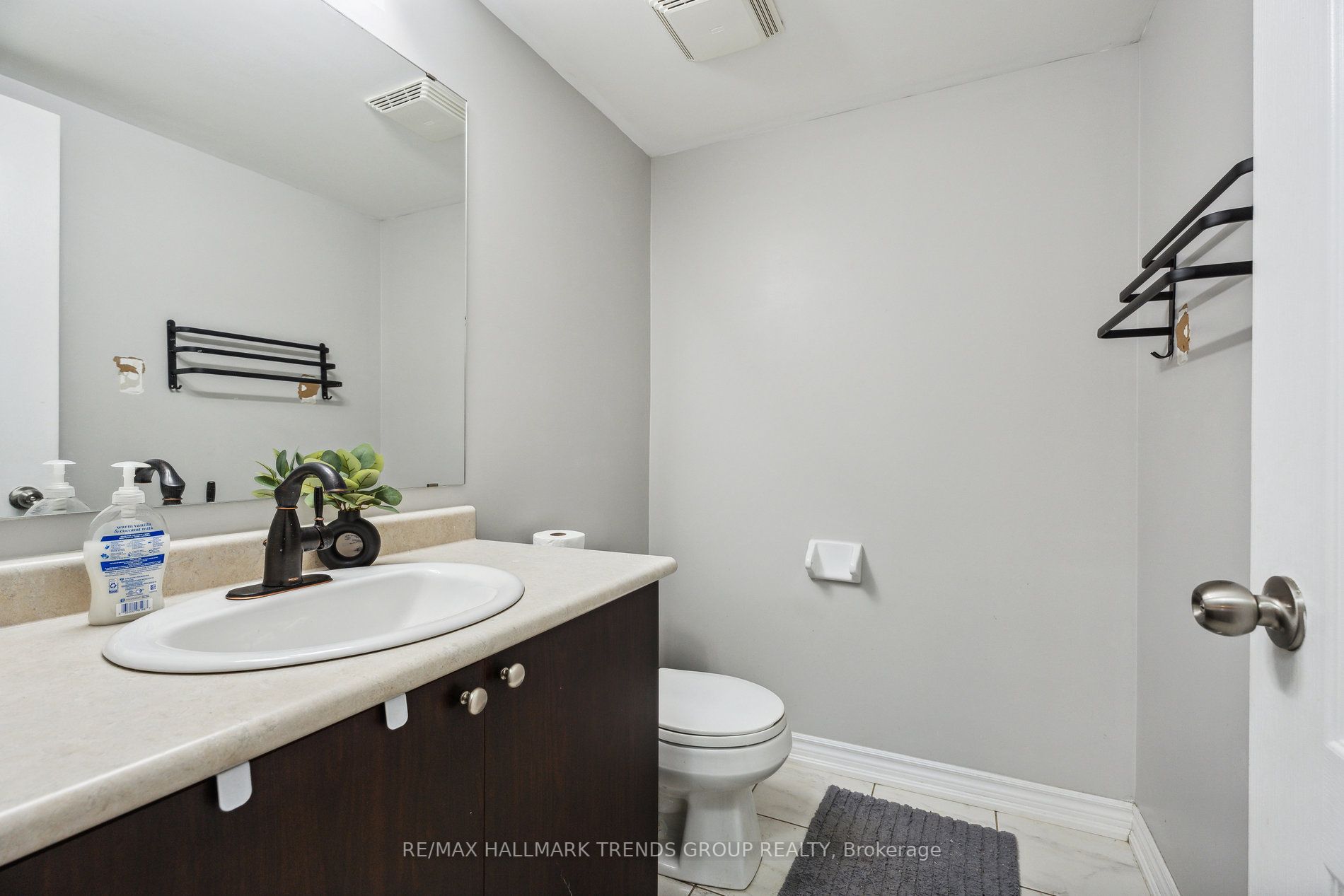 43 Coulter St, #16