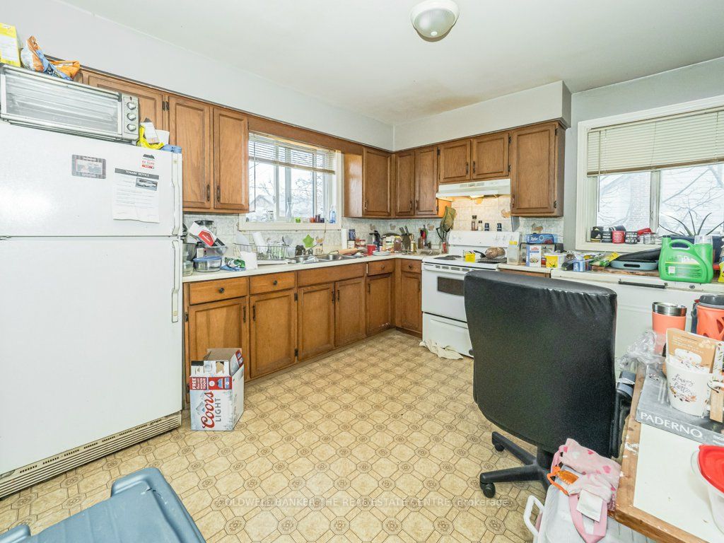 19 South St S