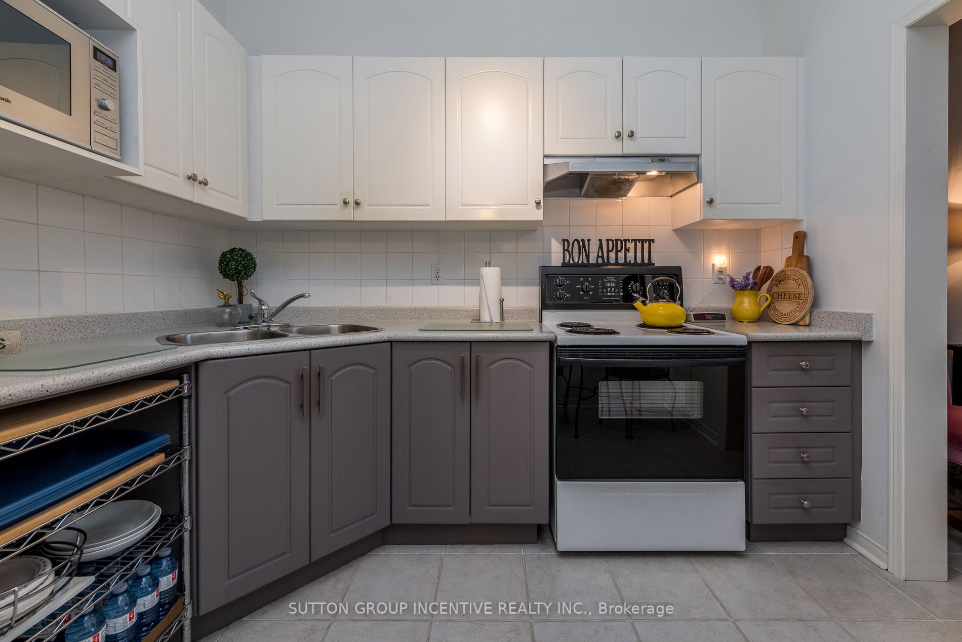 44 Bruce Cres