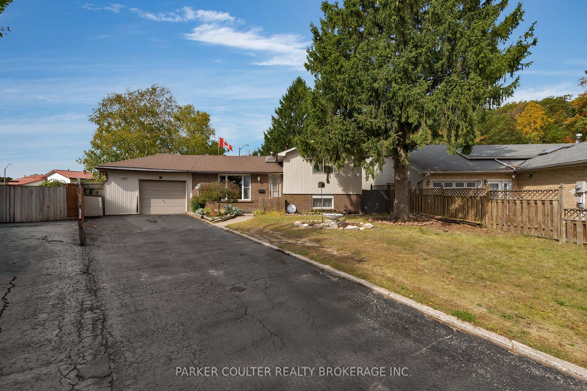 69 Christie Cres