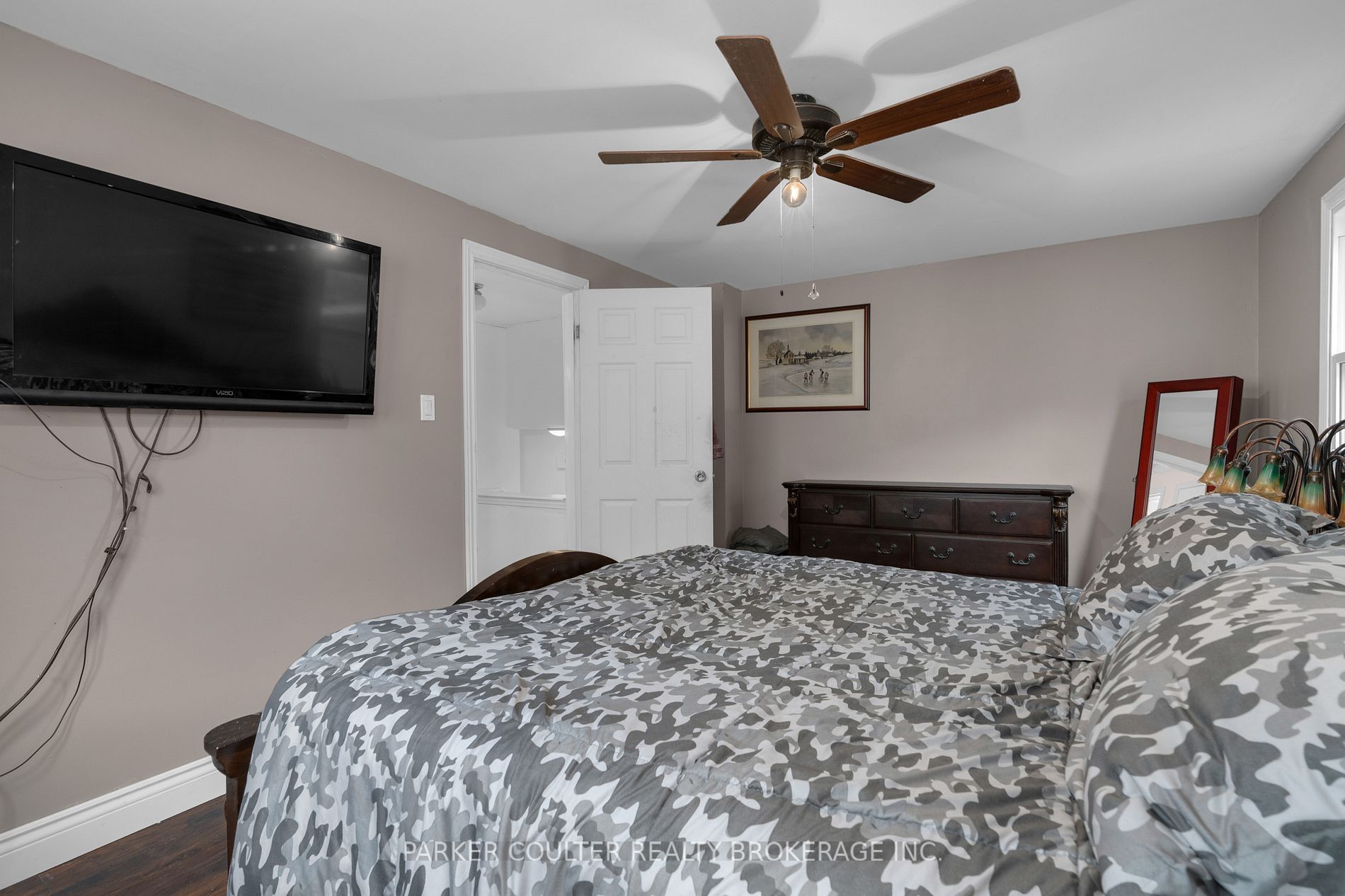 69 Christie Cres
