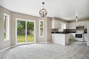 113 Hurst Dr