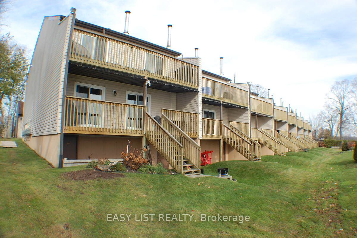 43 Olive Cres, #101