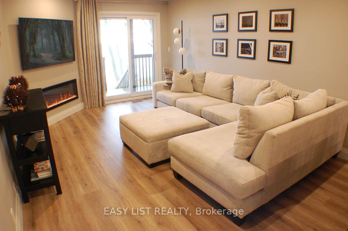 43 Olive Cres, #101