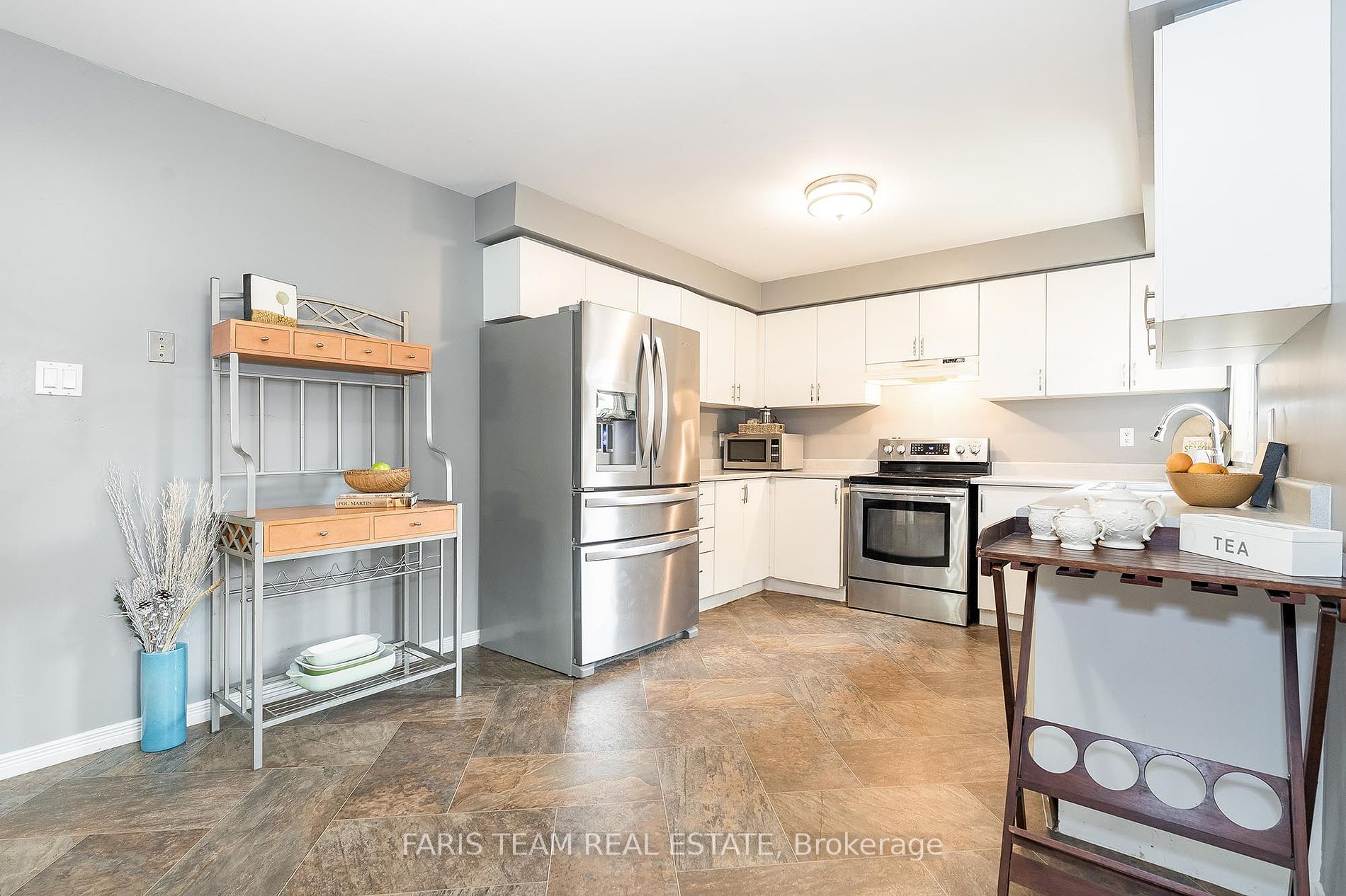 97 Golden Meadow Rd
