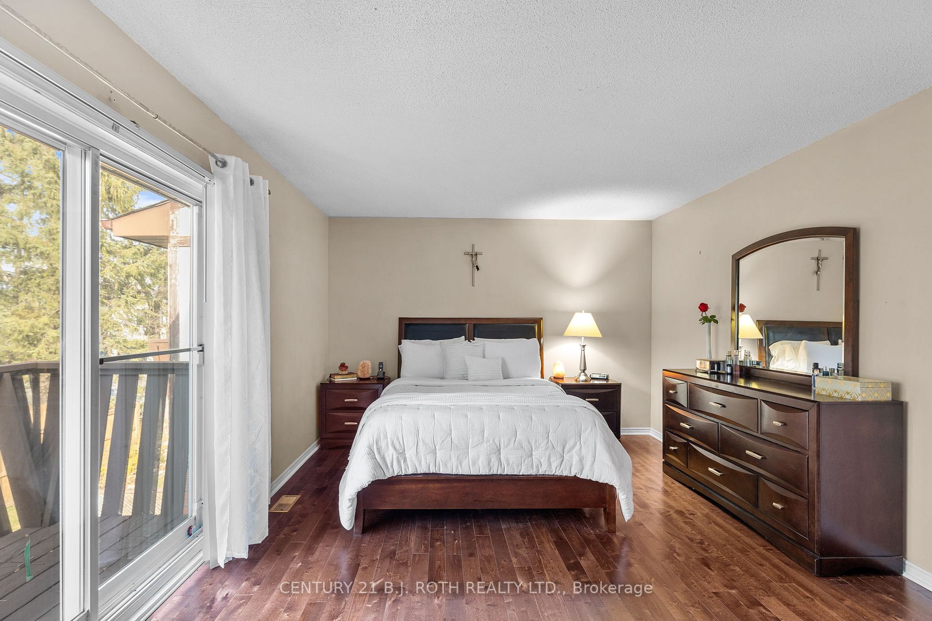 304 Thomas St, #4