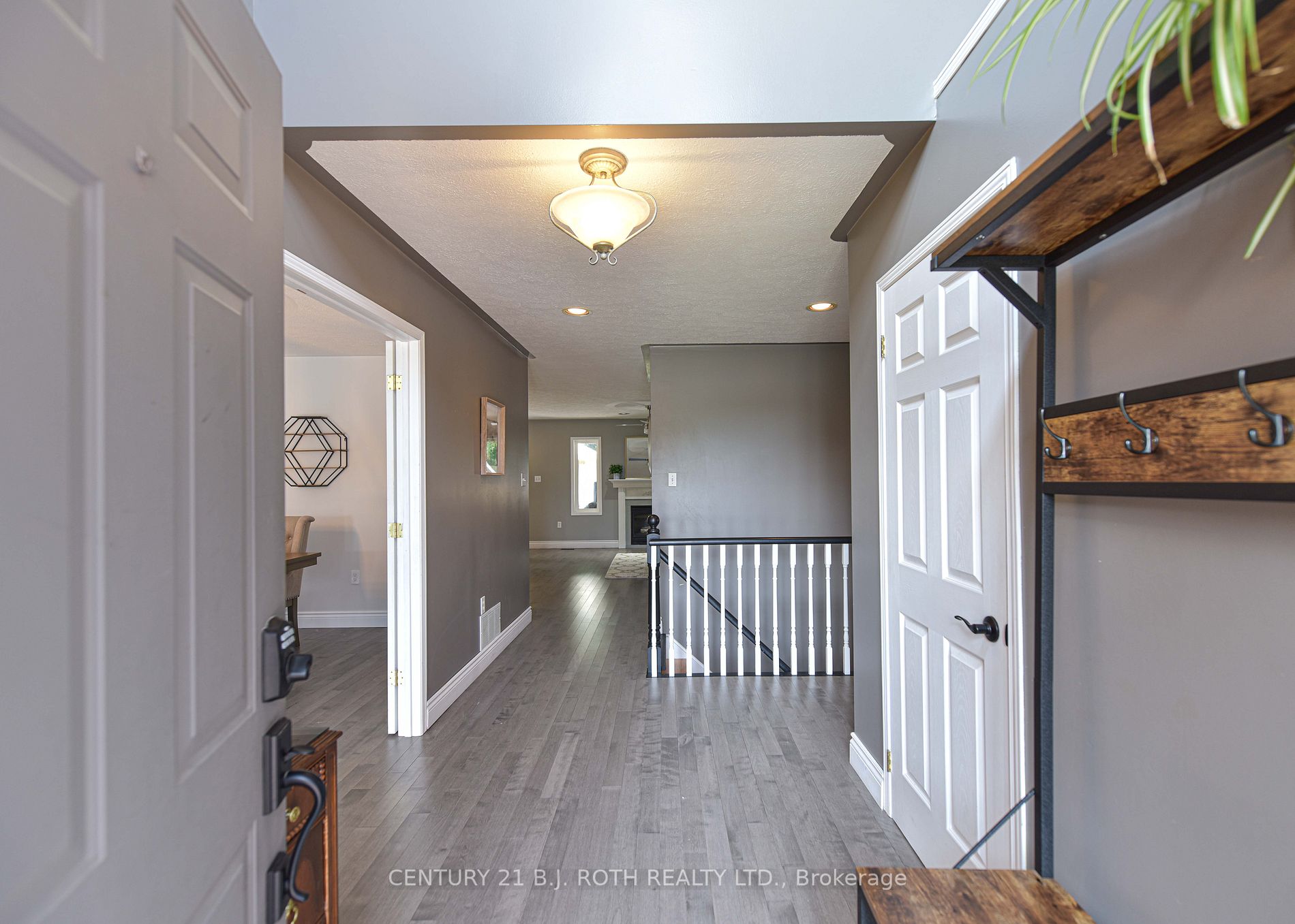 3166 Monarch Dr