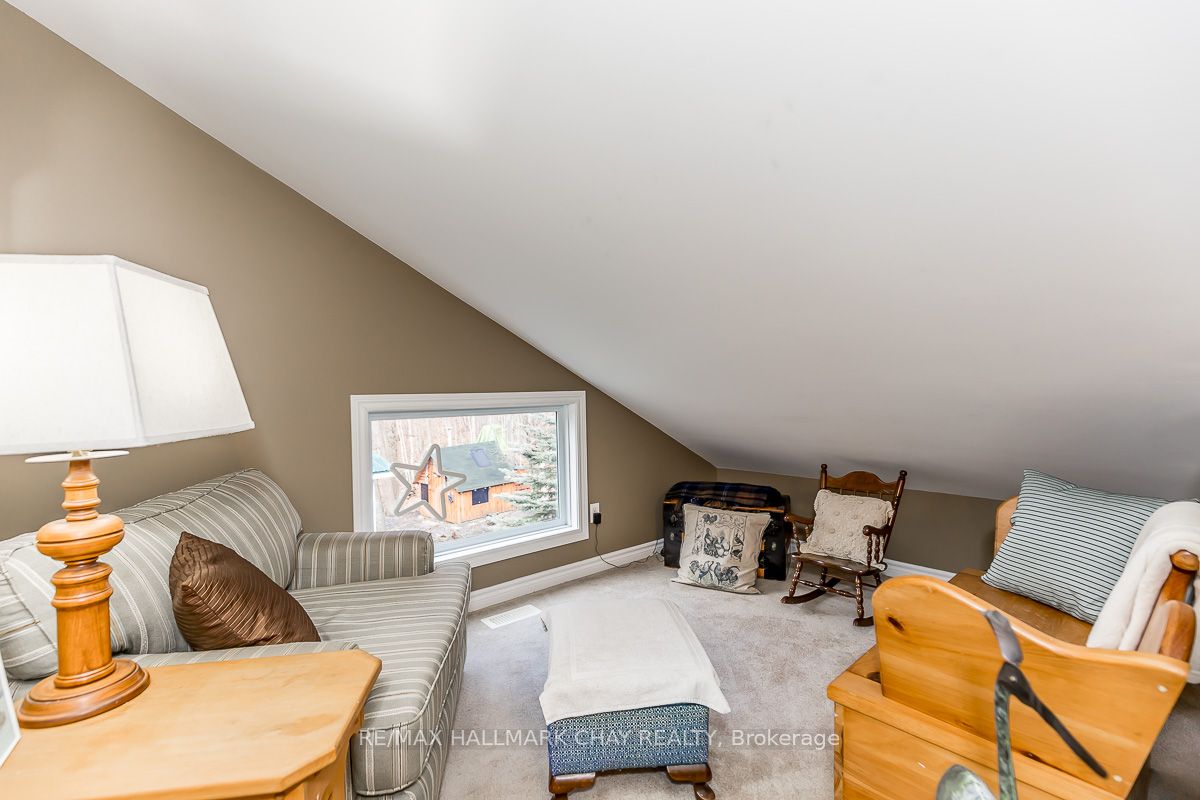 66 Huronwoods Dr