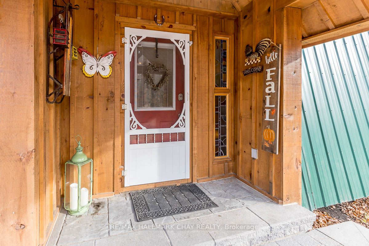 66 Huronwoods Dr