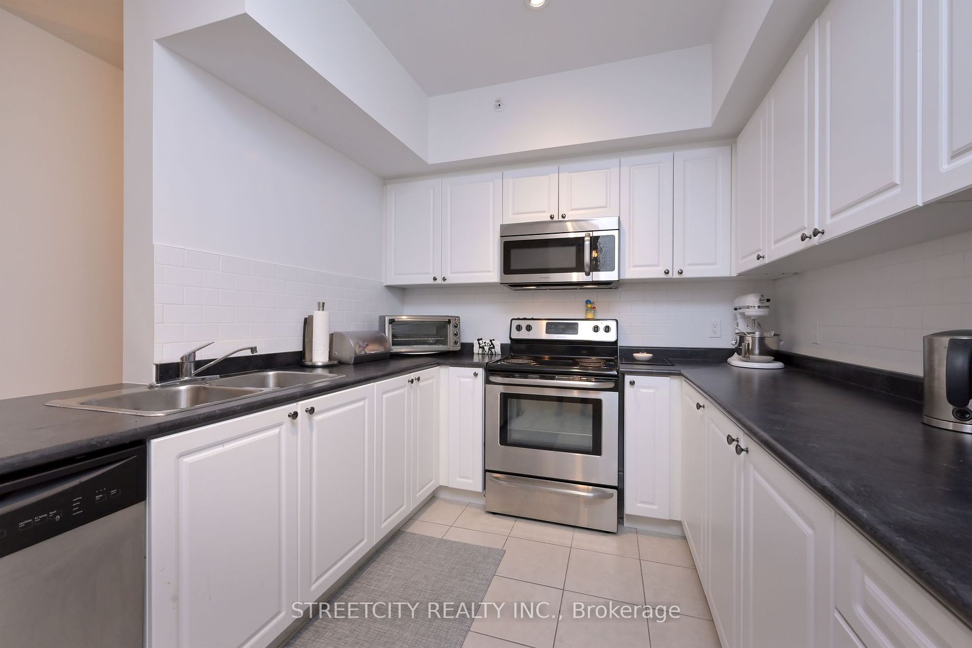 100 Dean Avenue, #411