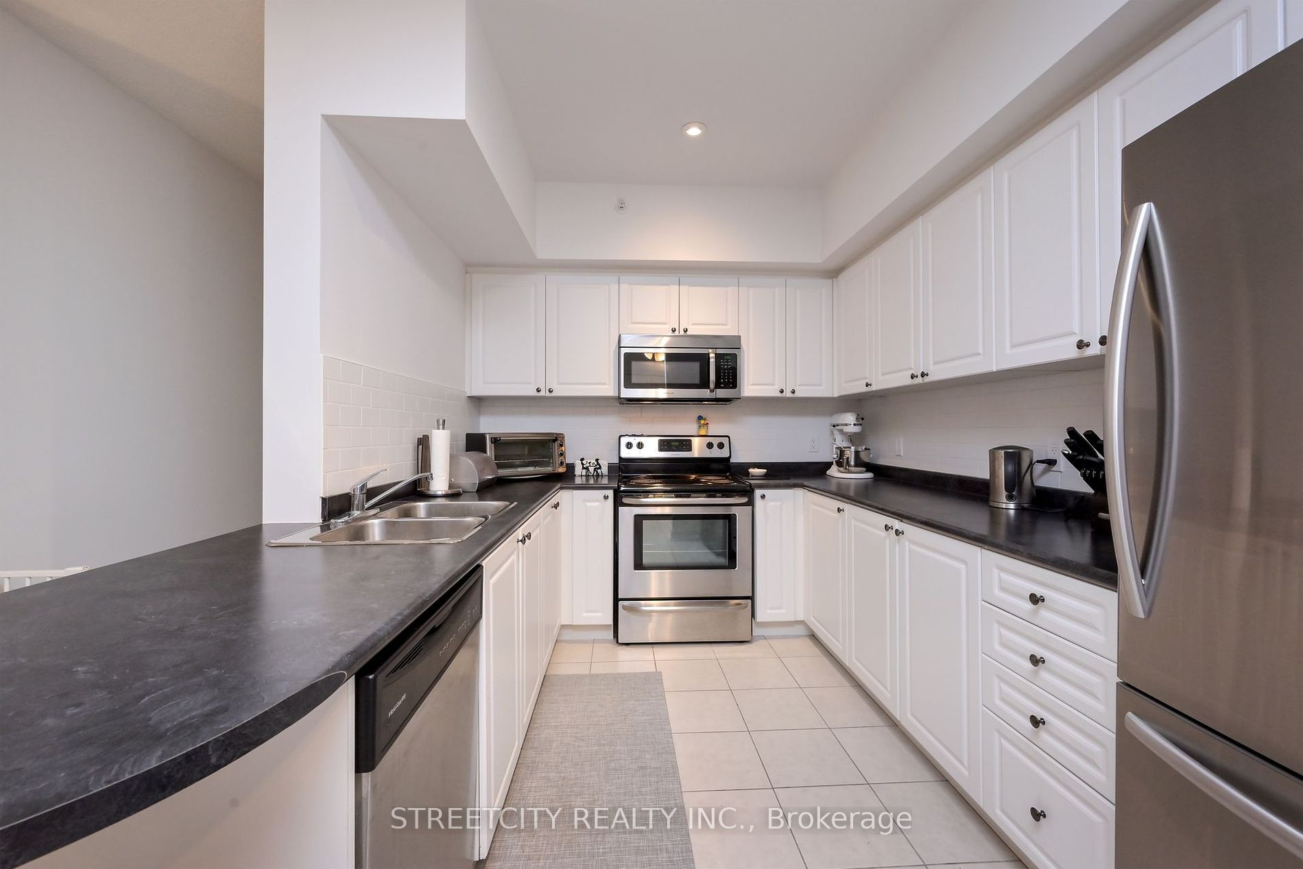 100 Dean Avenue, #411