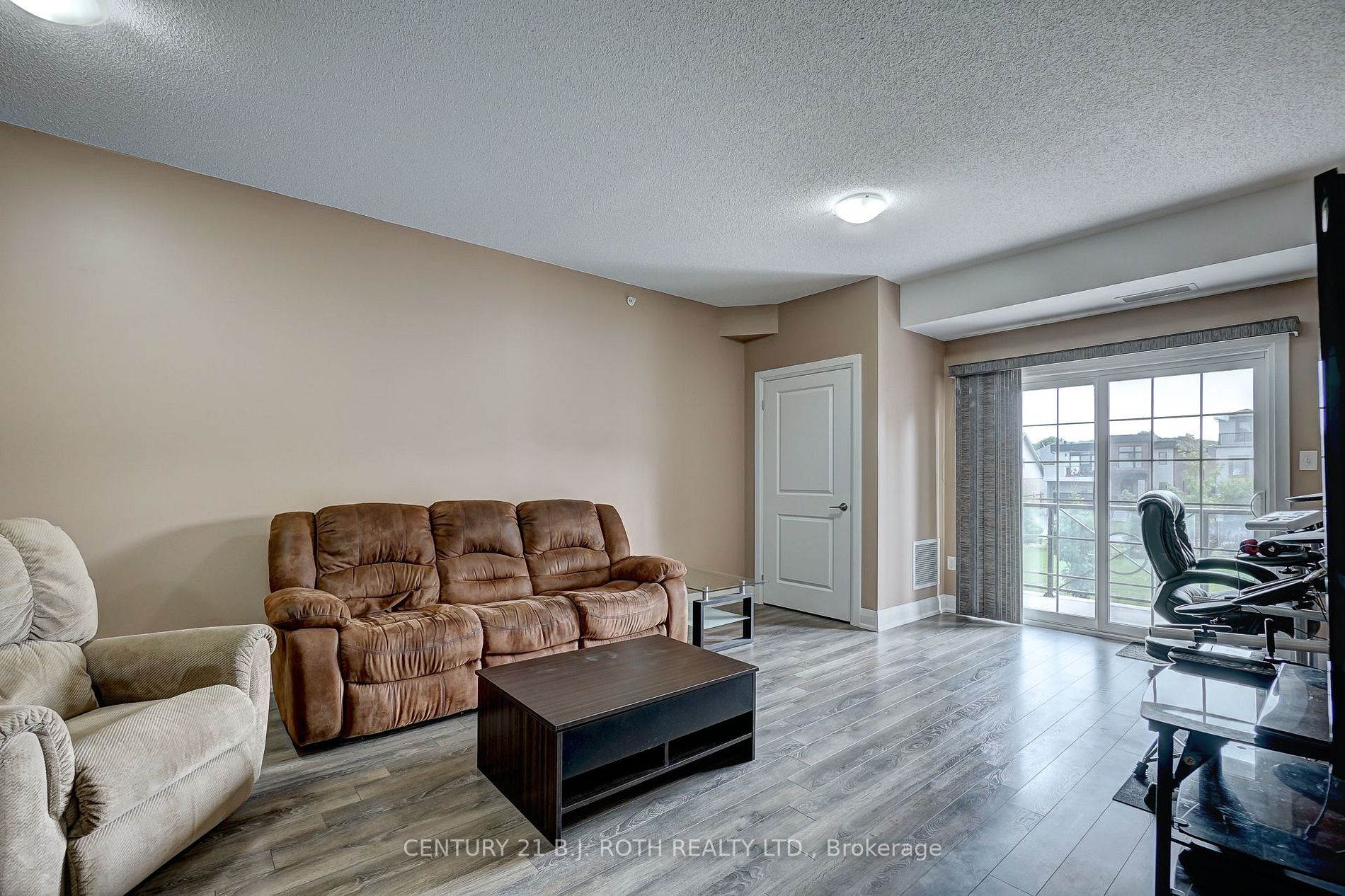 5 Greenwich St, #109