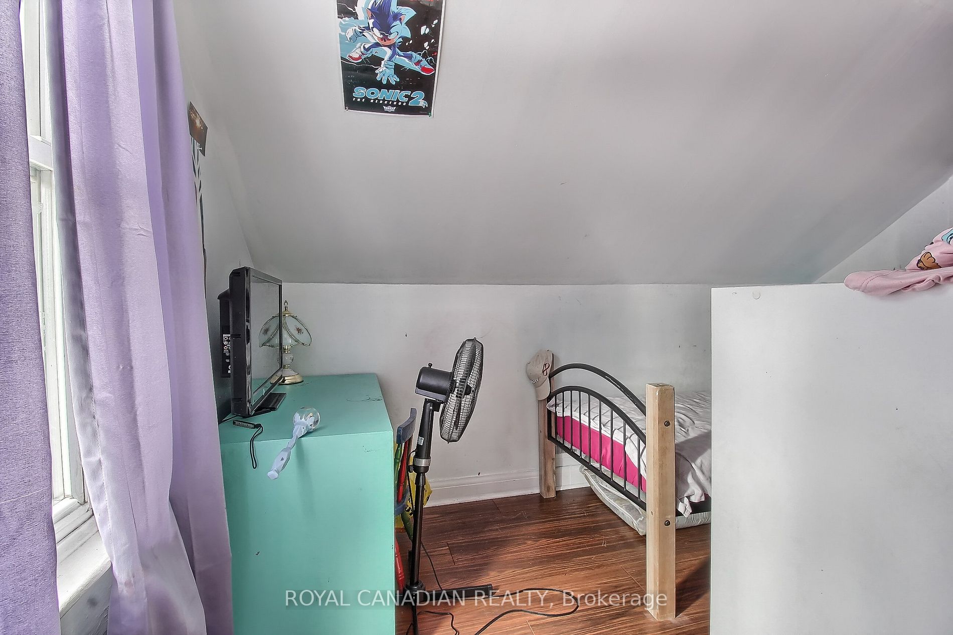 157 Duckworth St