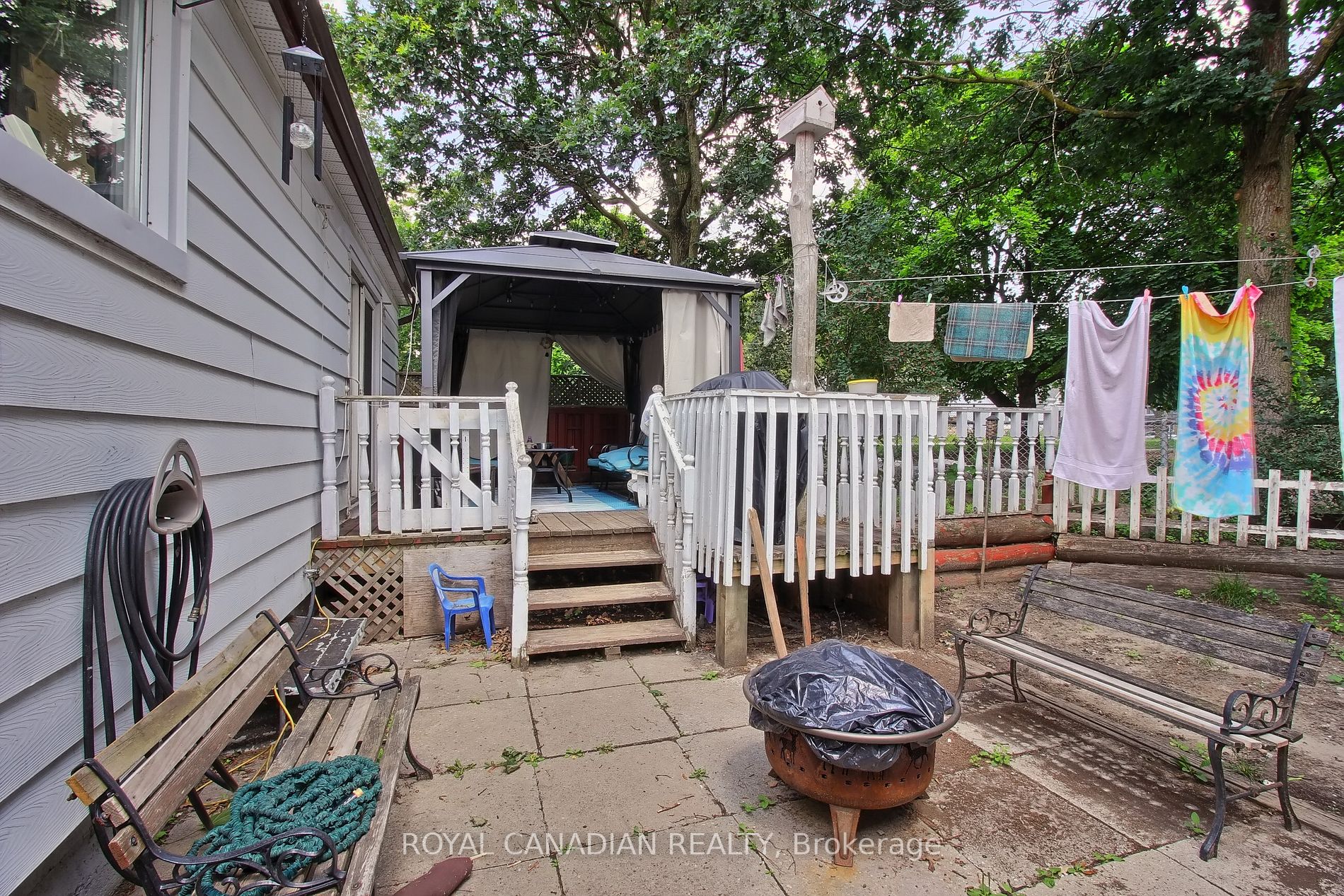 157 Duckworth St