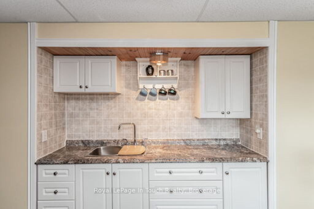459 Shewfelt Cres