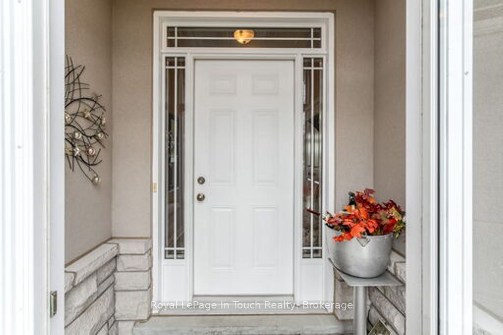 459 Shewfelt Cres