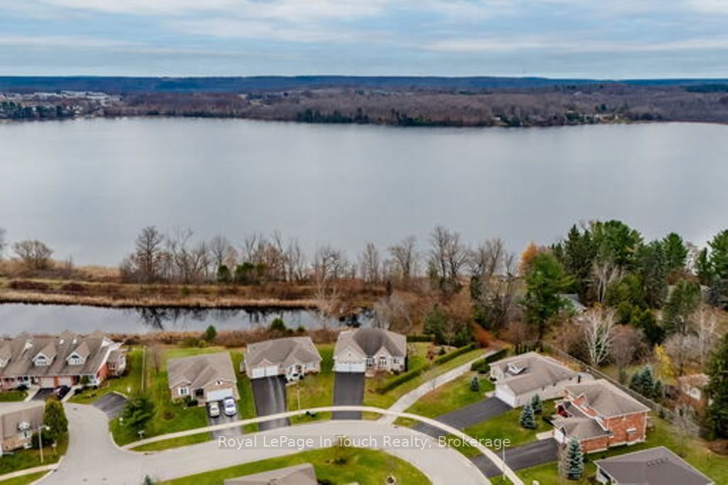 459 Shewfelt Cres