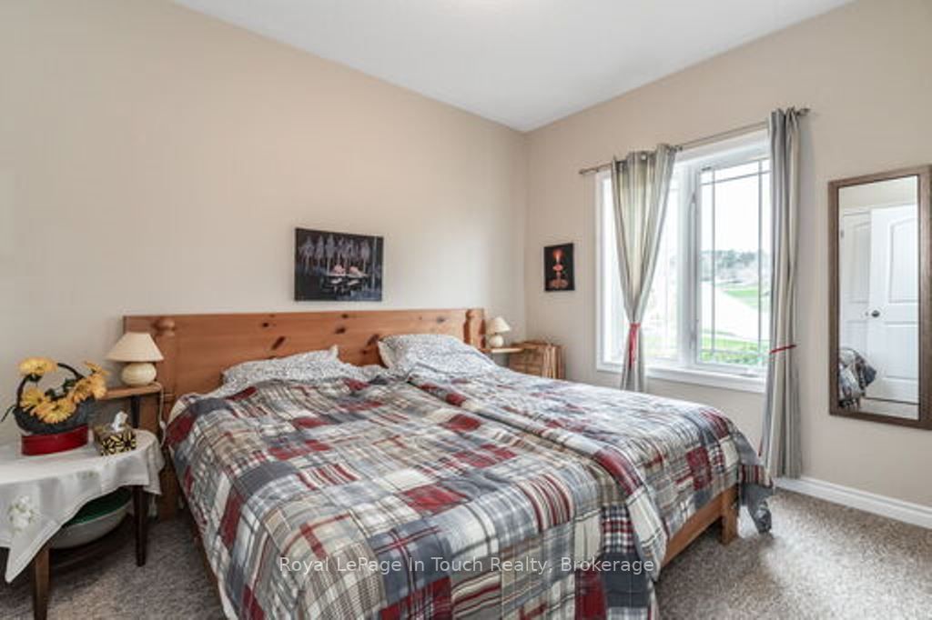 459 Shewfelt Cres