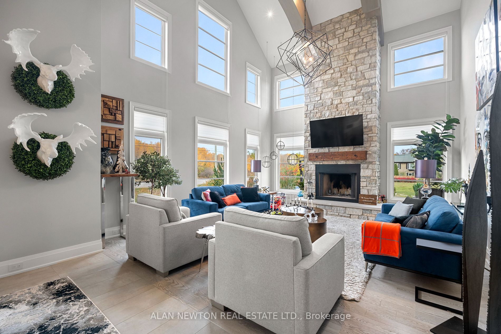 16 Windrose Valley Blvd