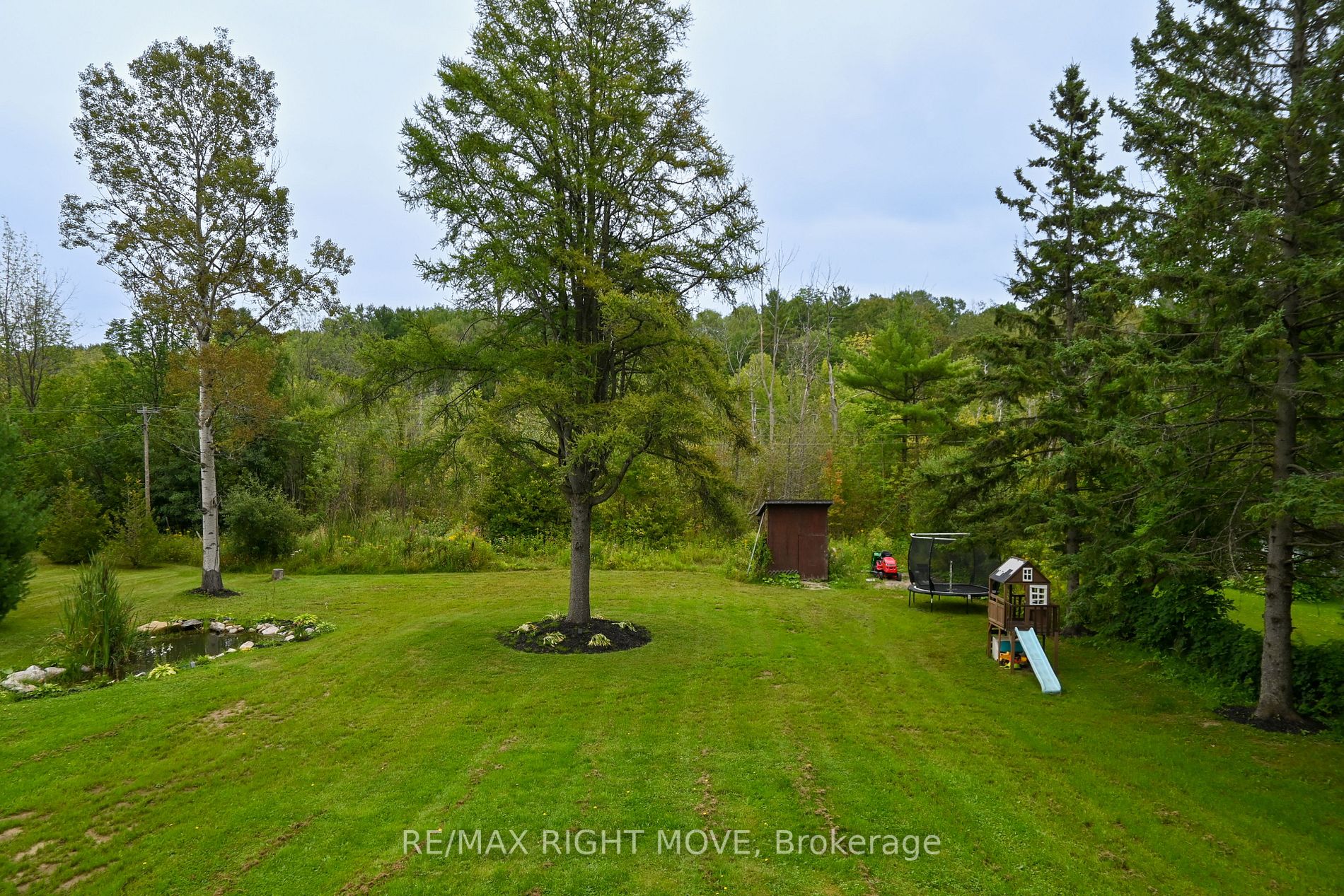4287 Huronia Rd
