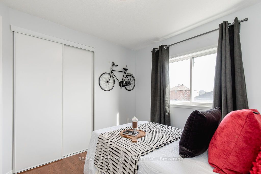 29 Raymond Cres