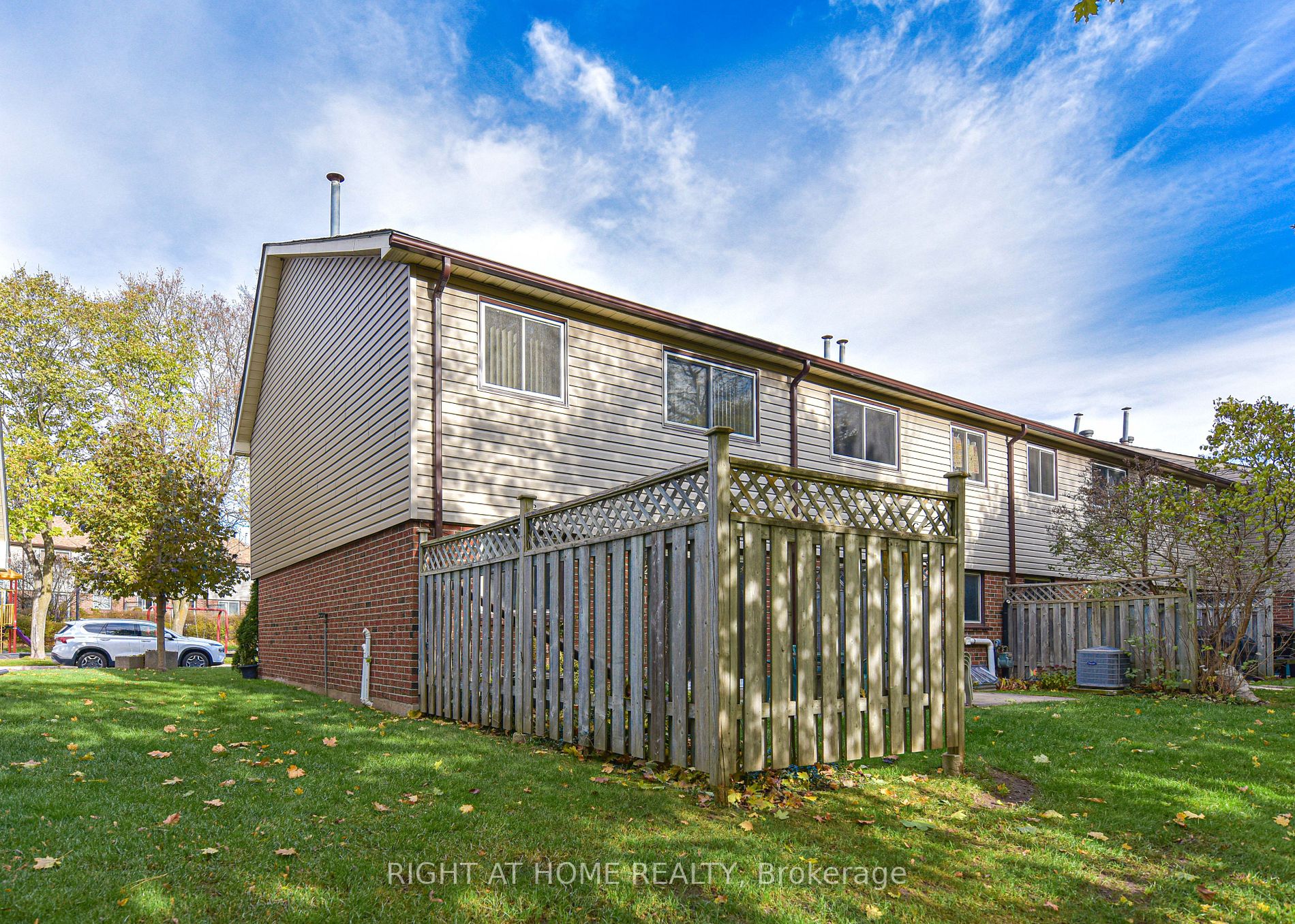 441 Barrie Rd, #32
