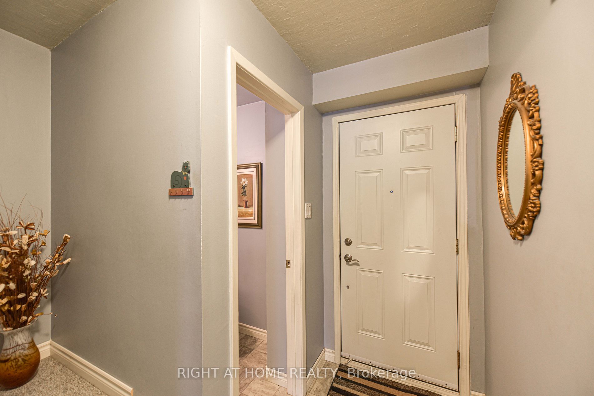 441 Barrie Rd, #32