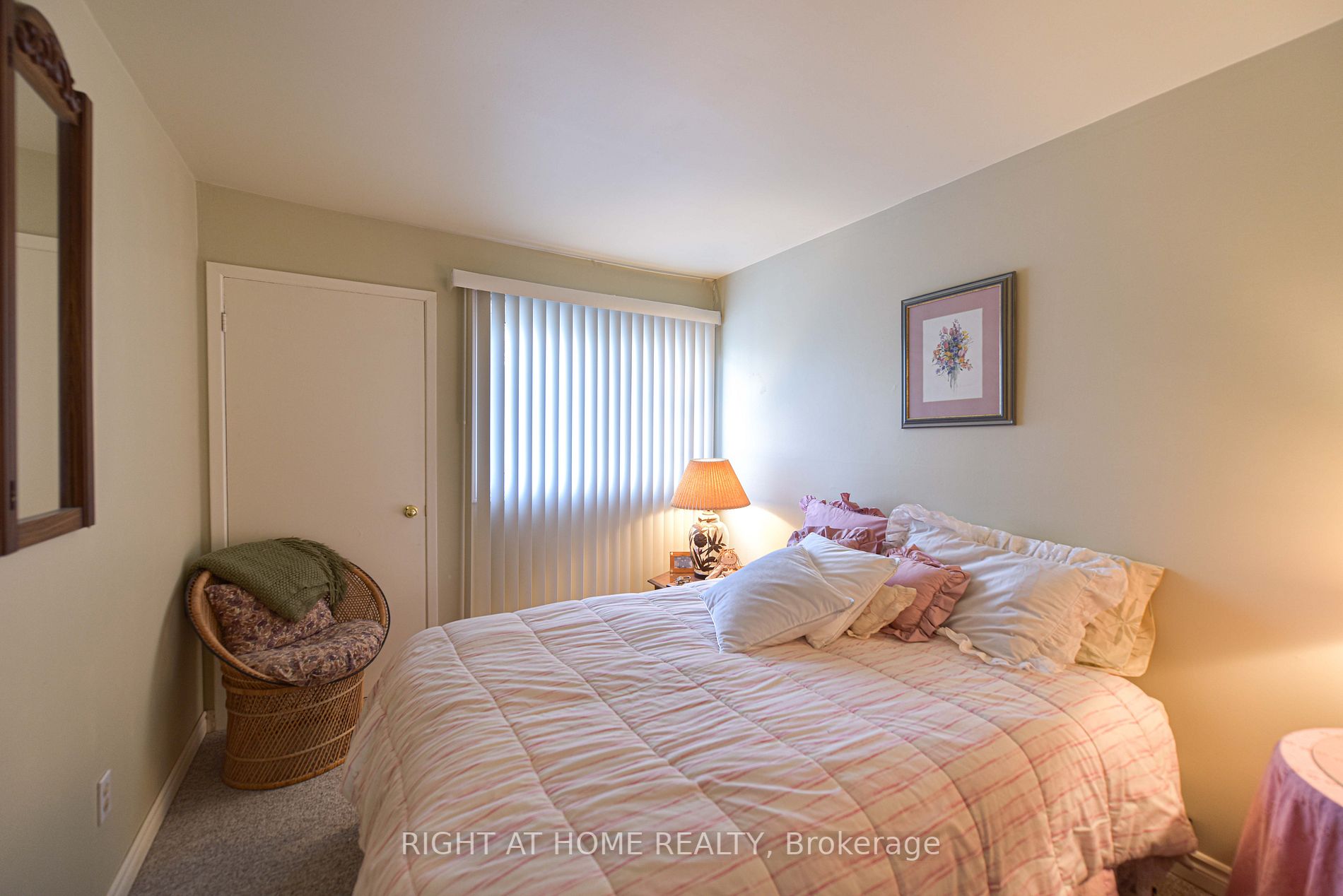 441 Barrie Rd, #32