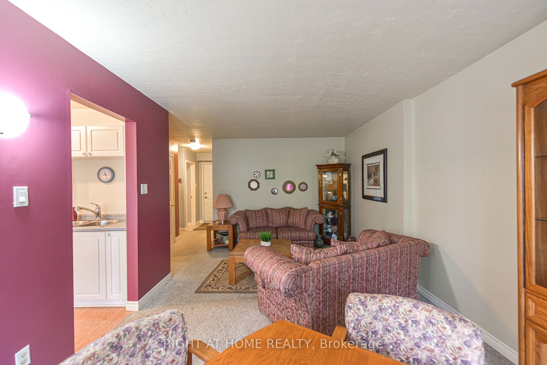 441 Barrie Rd, #32