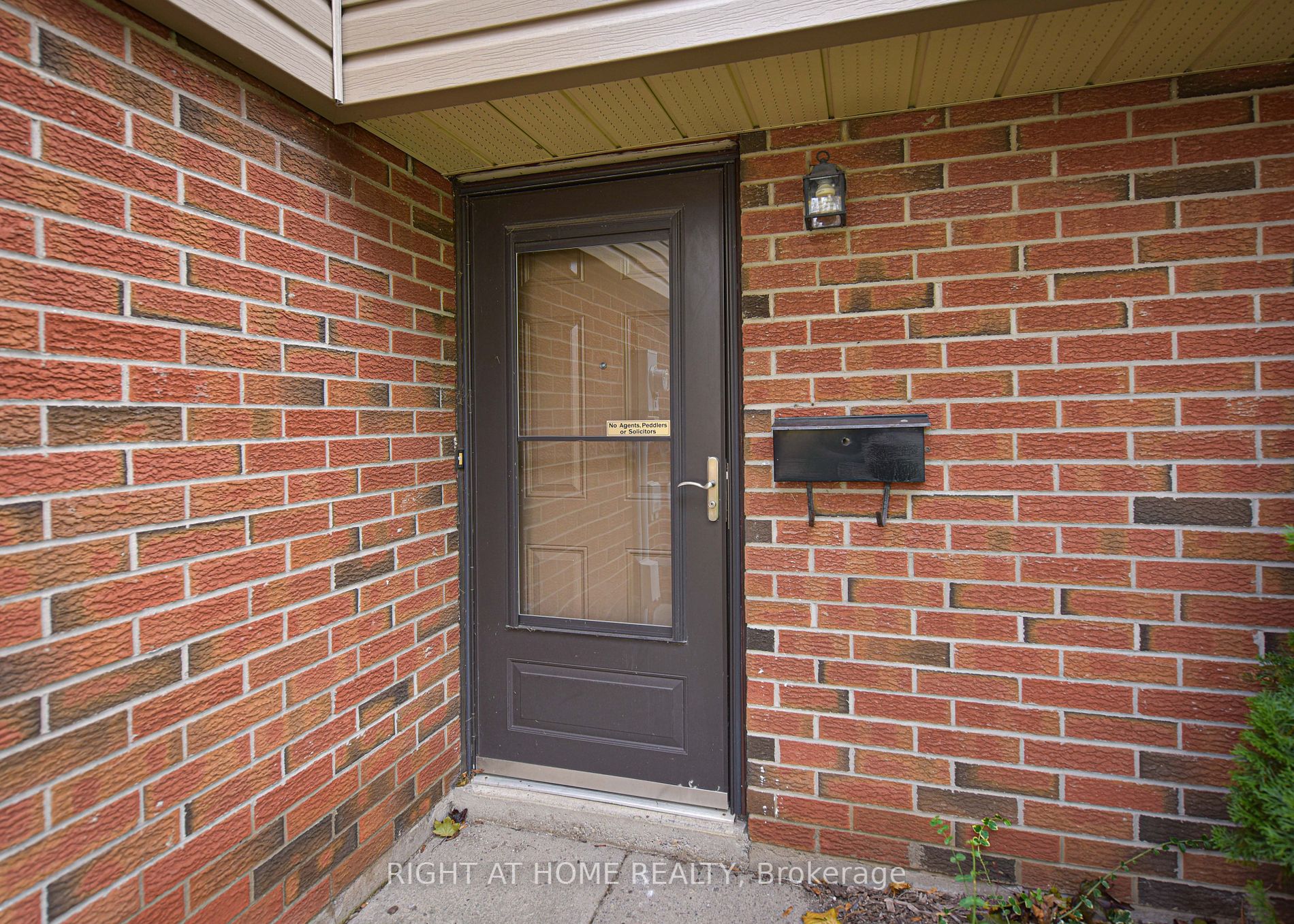 441 Barrie Rd, #32