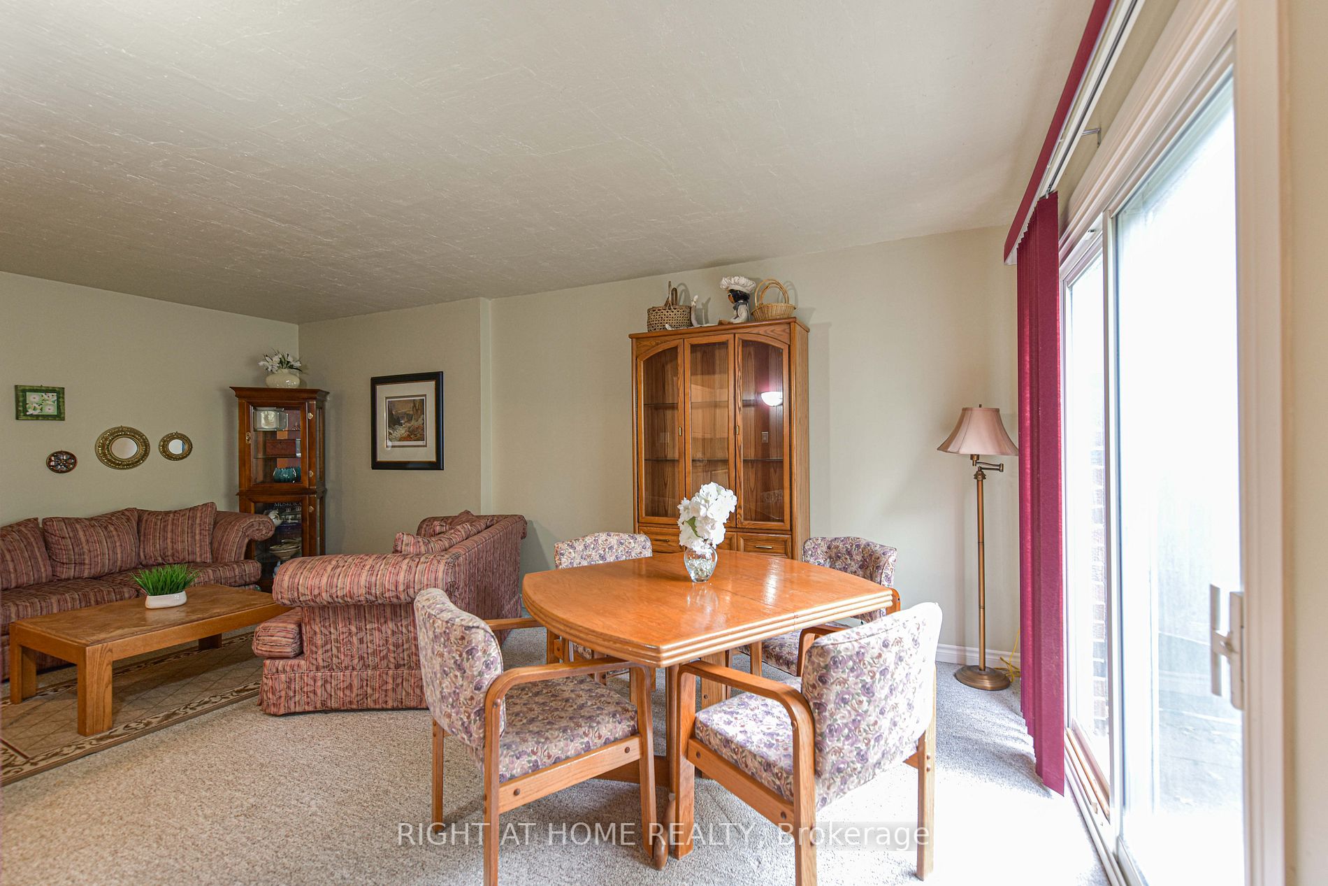 441 Barrie Rd, #32