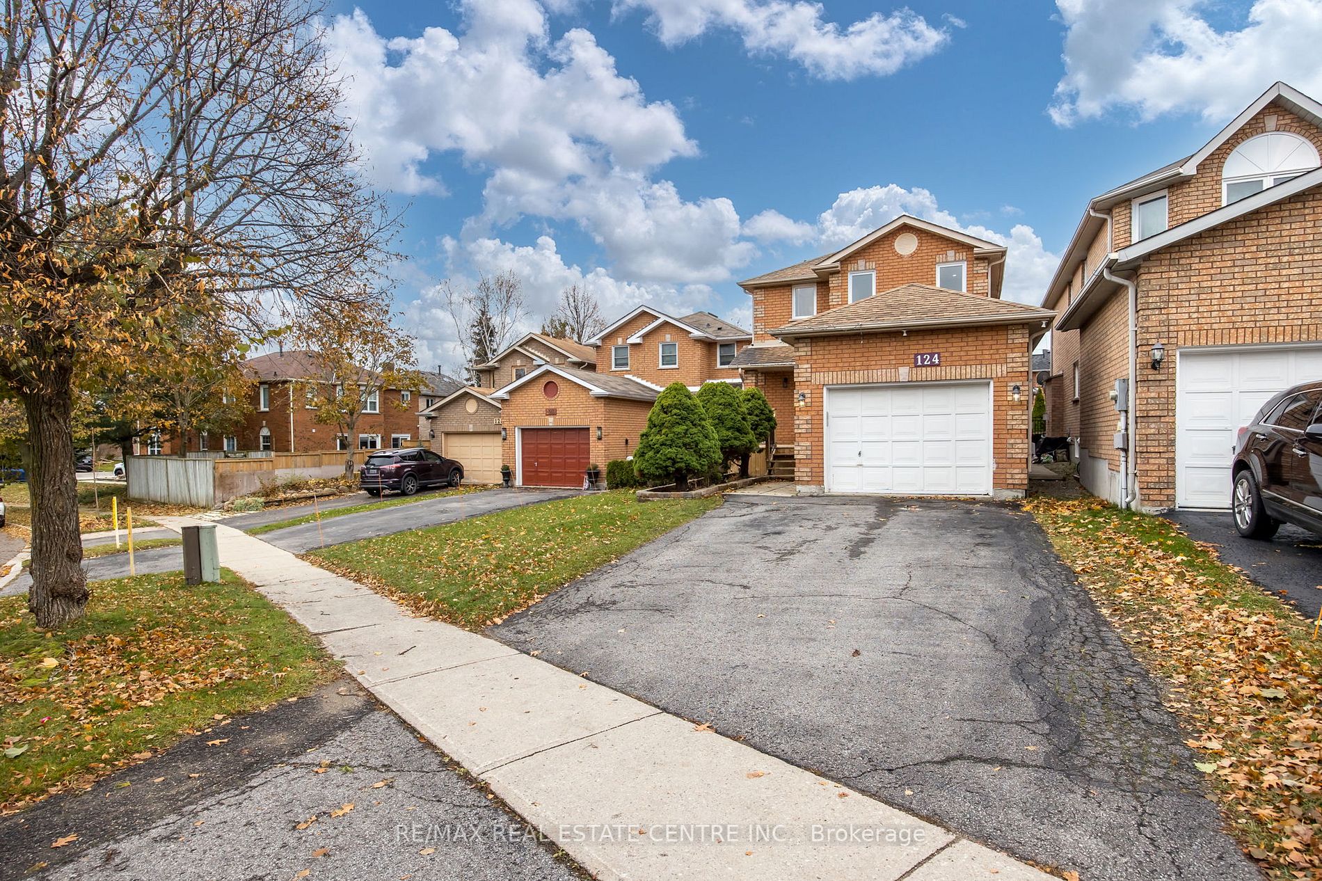 124 Laidlaw Dr