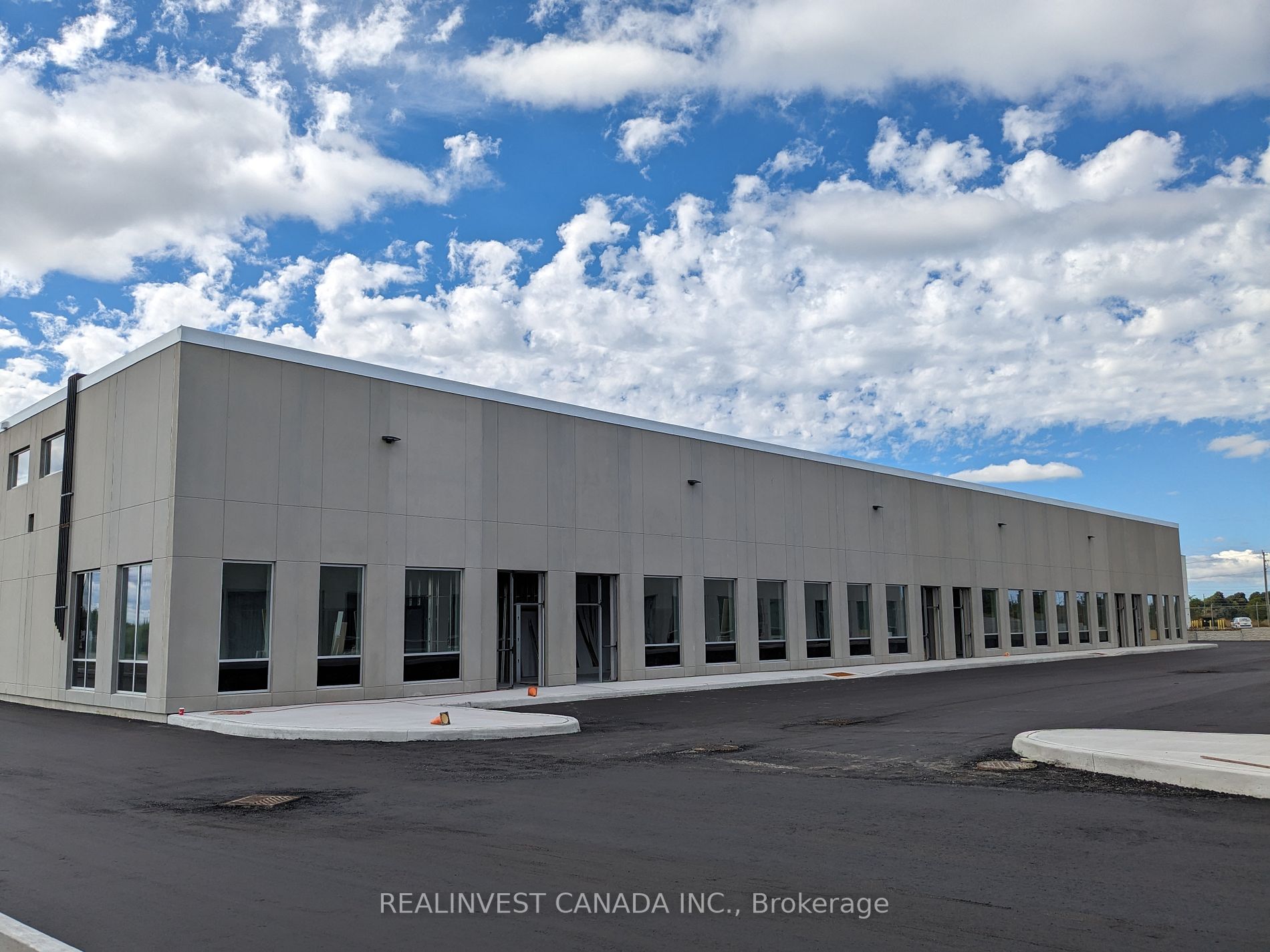 241 King St, #4