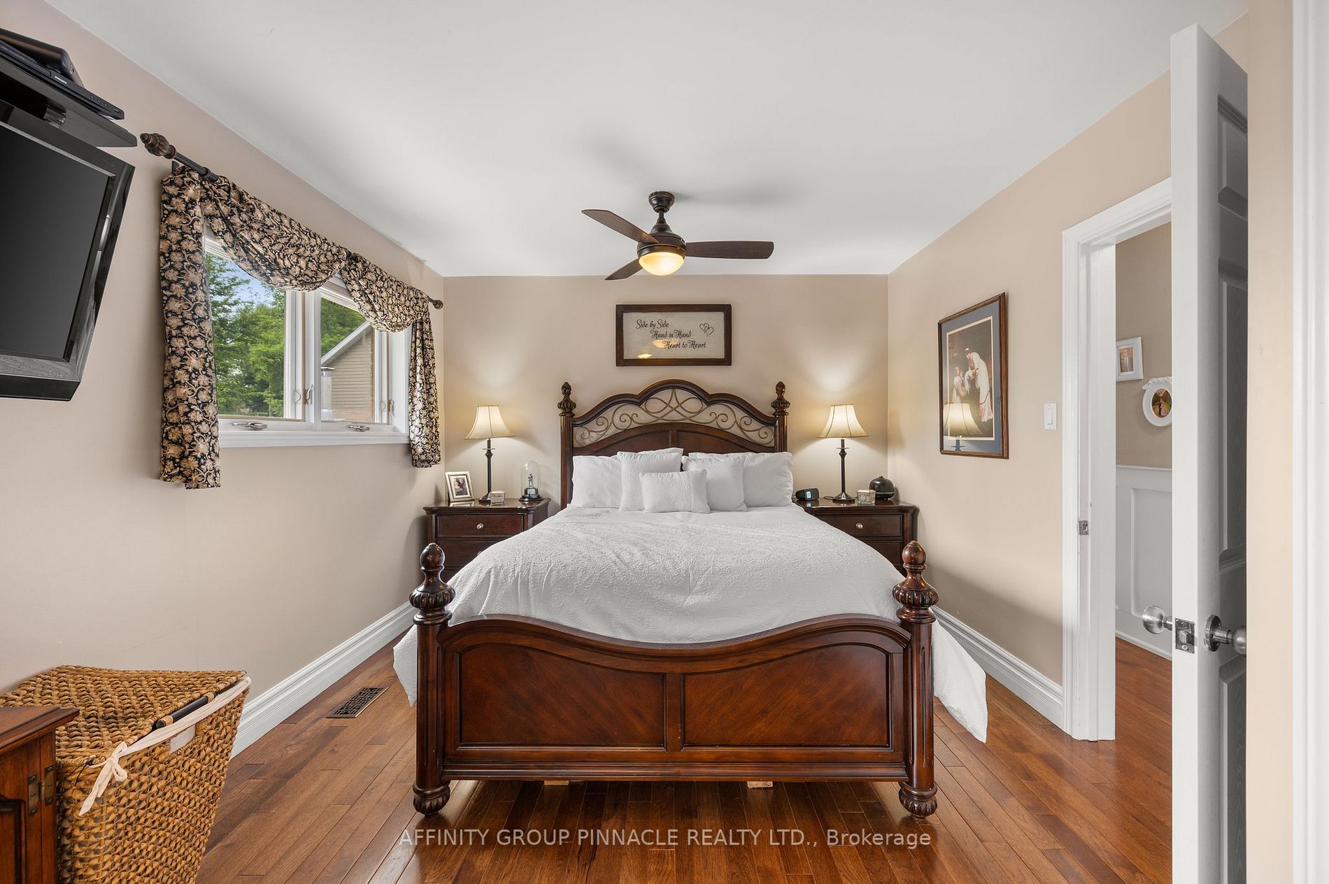 59 Oakley Park Sq