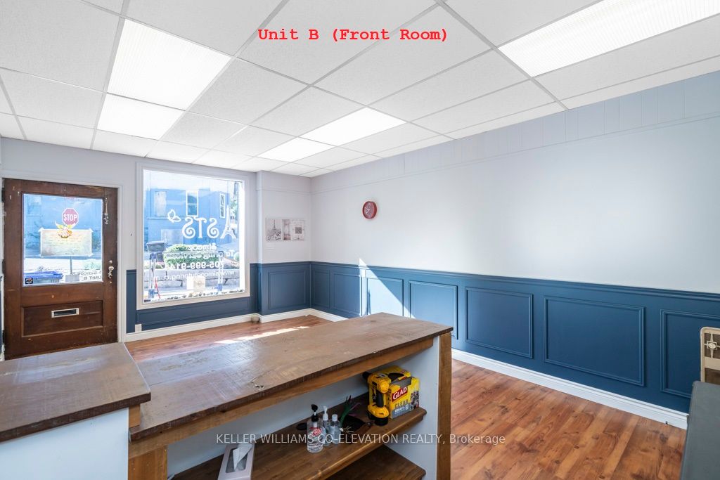 1 Simcoe St