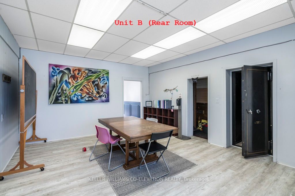 1 Simcoe St
