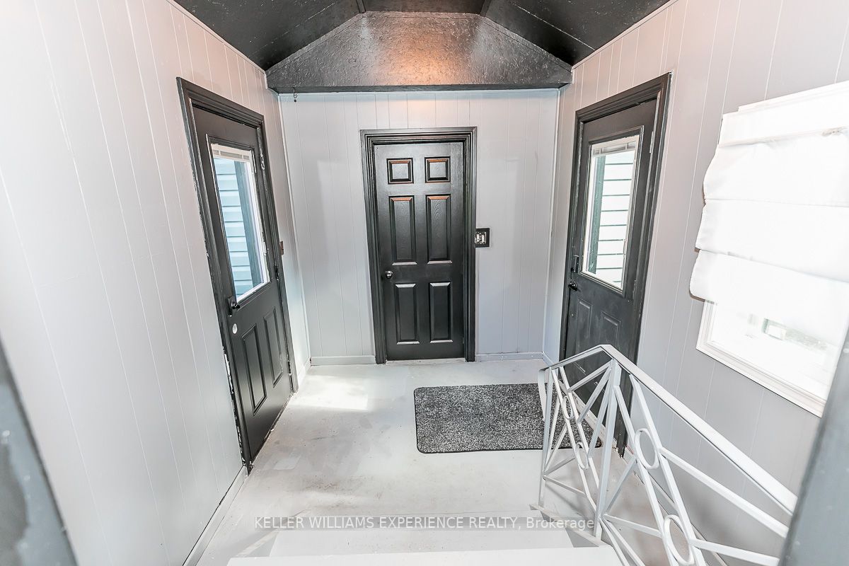 1679 George Johnston Rd