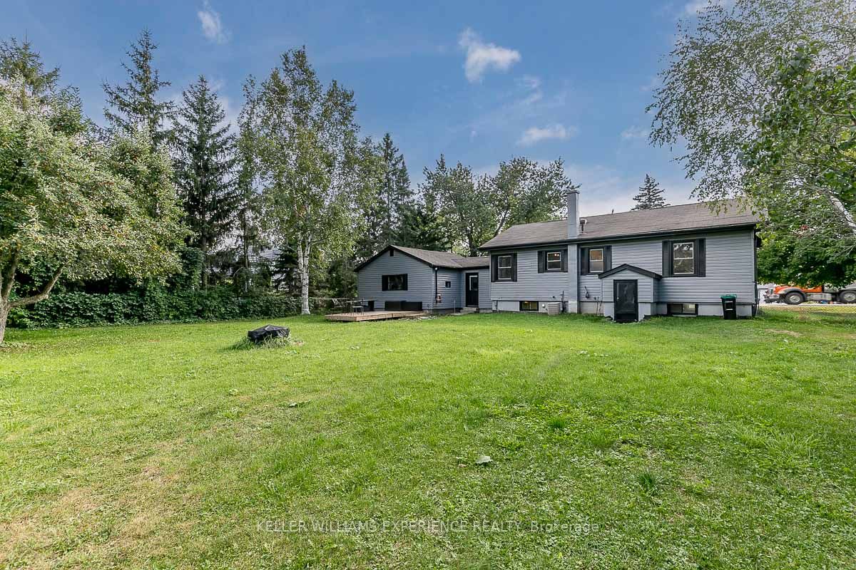 1679 George Johnston Rd