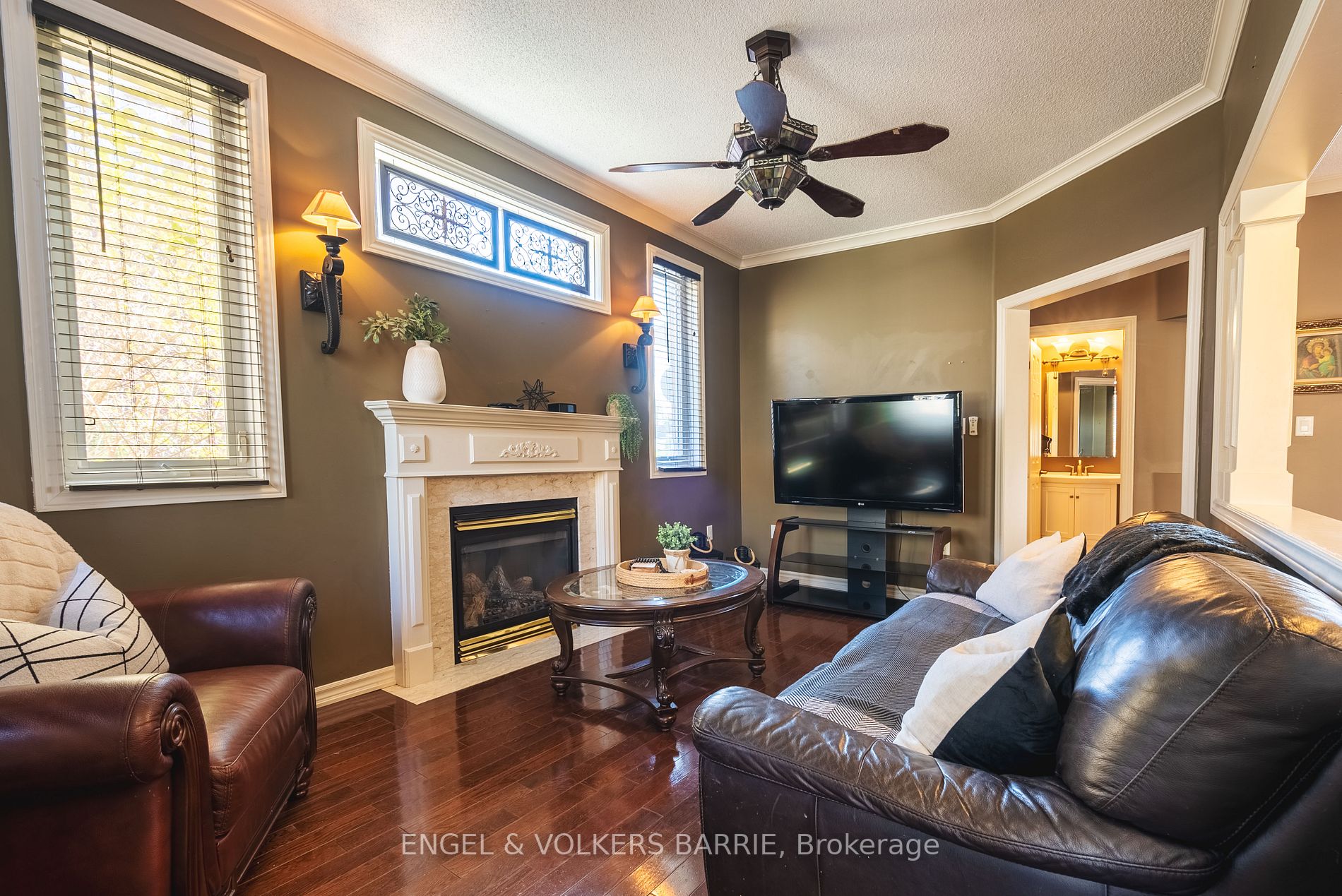 14 Pinecliff Cres