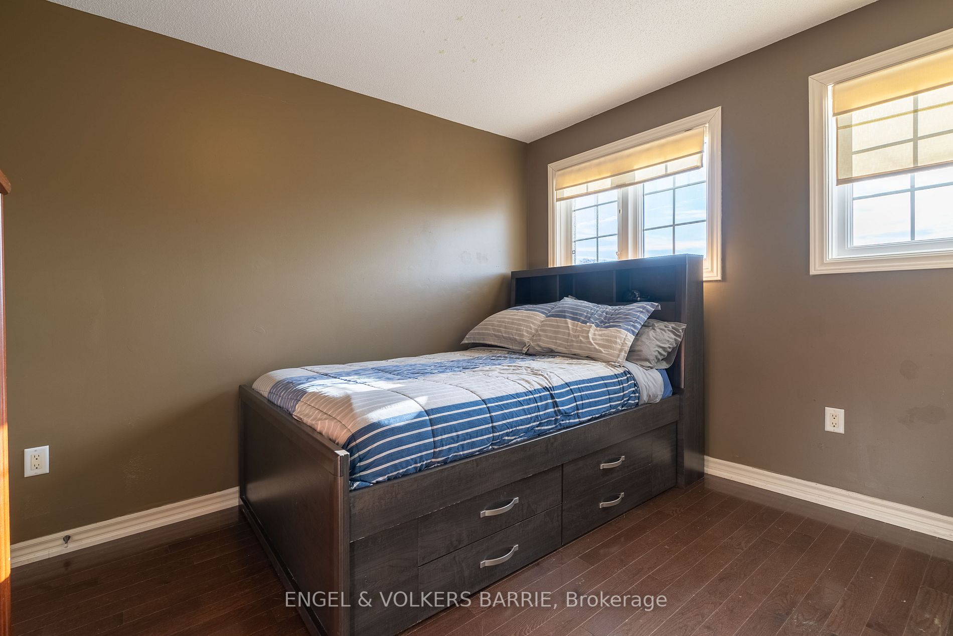 14 Pinecliff Cres