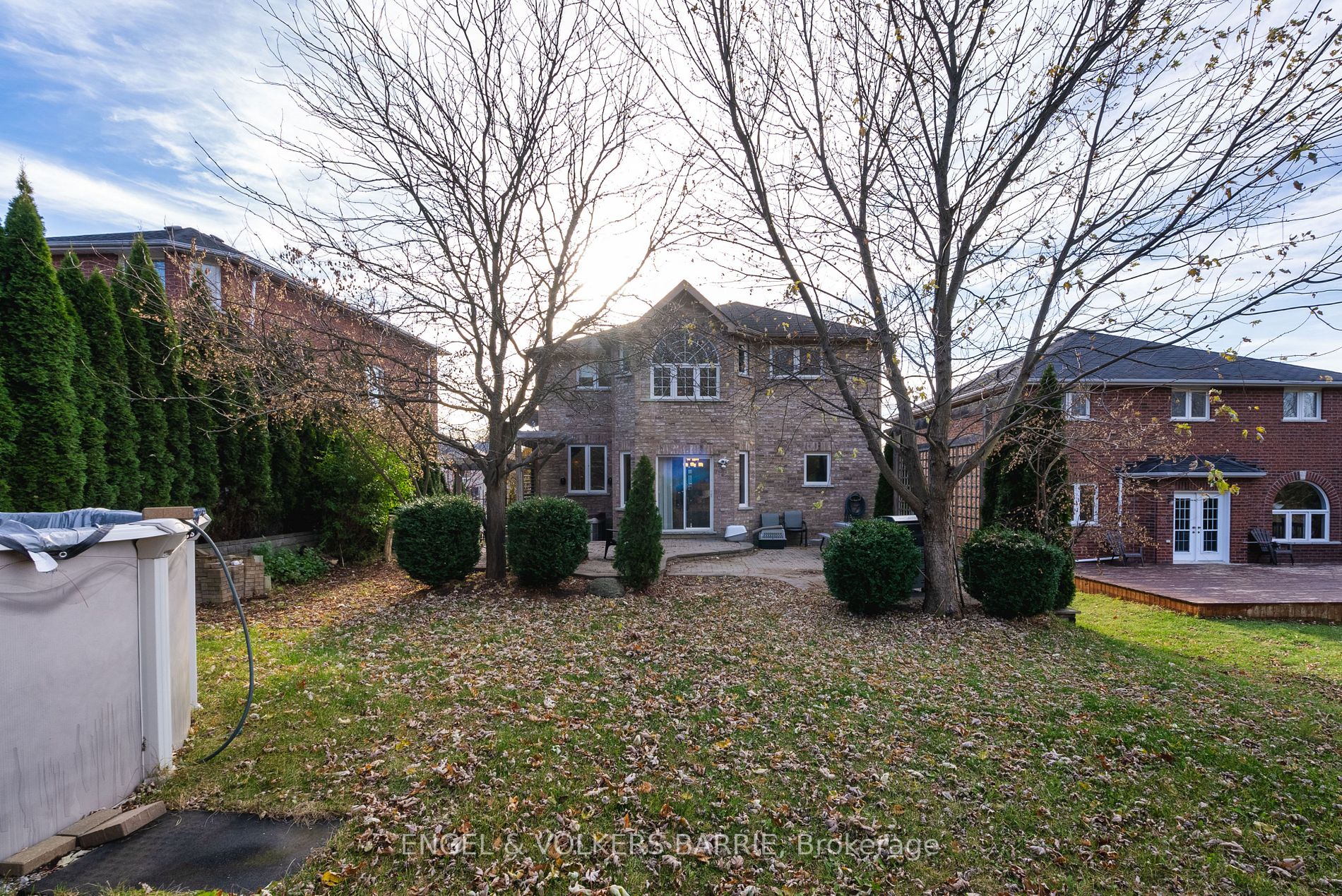 14 Pinecliff Cres