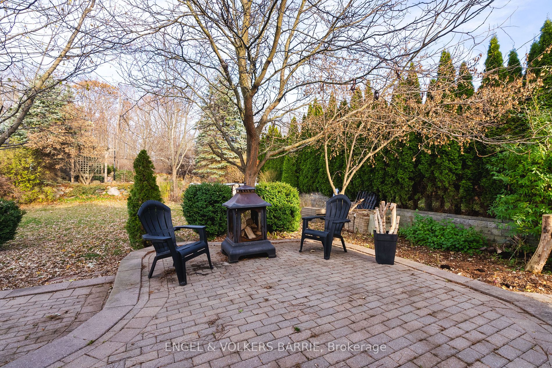 14 Pinecliff Cres