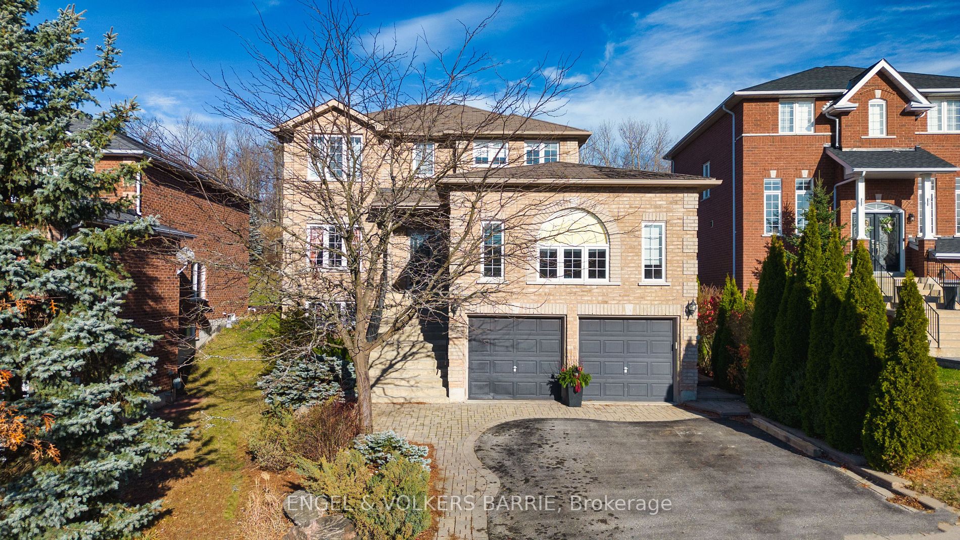 14 Pinecliff Cres