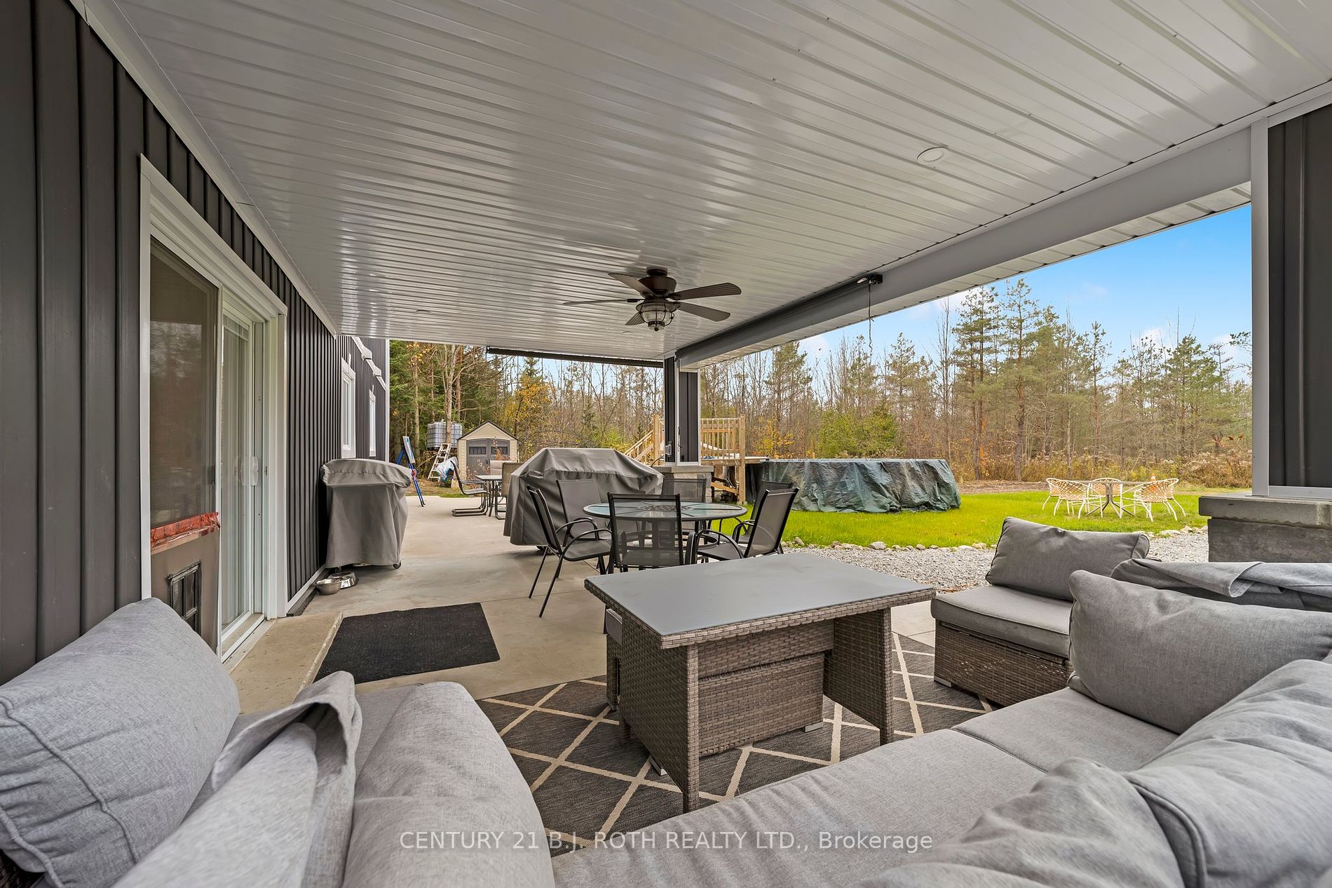 2775 Triple Bay Rd