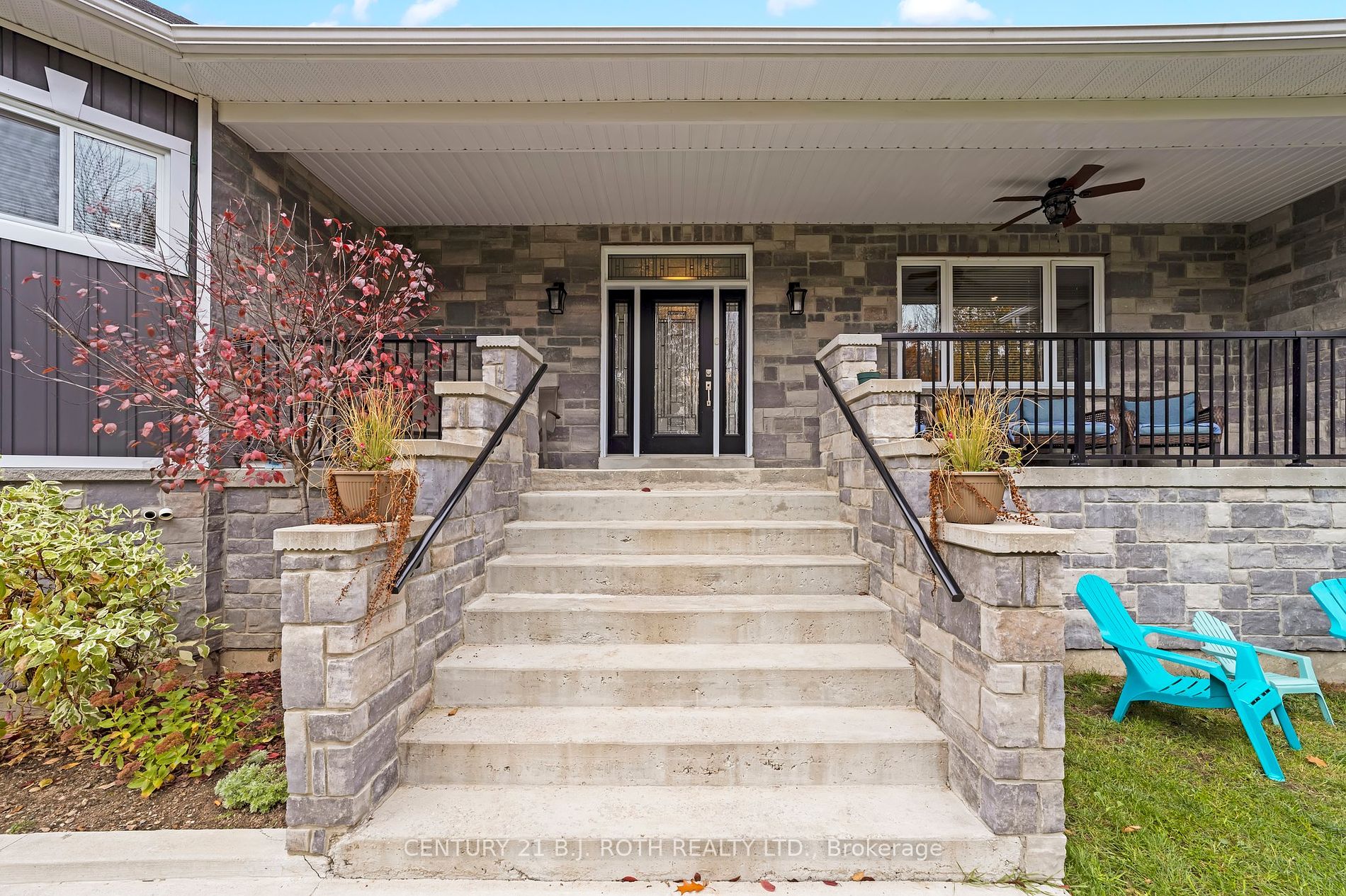 2775 Triple Bay Rd