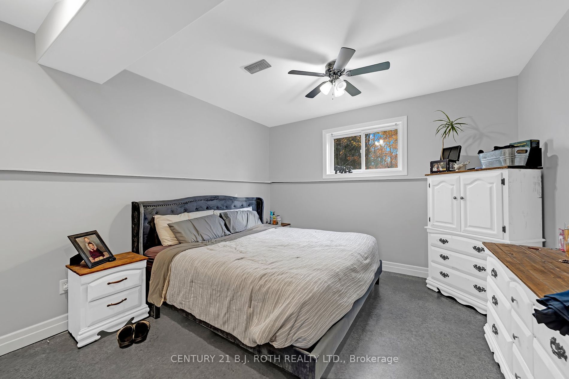 2775 Triple Bay Rd