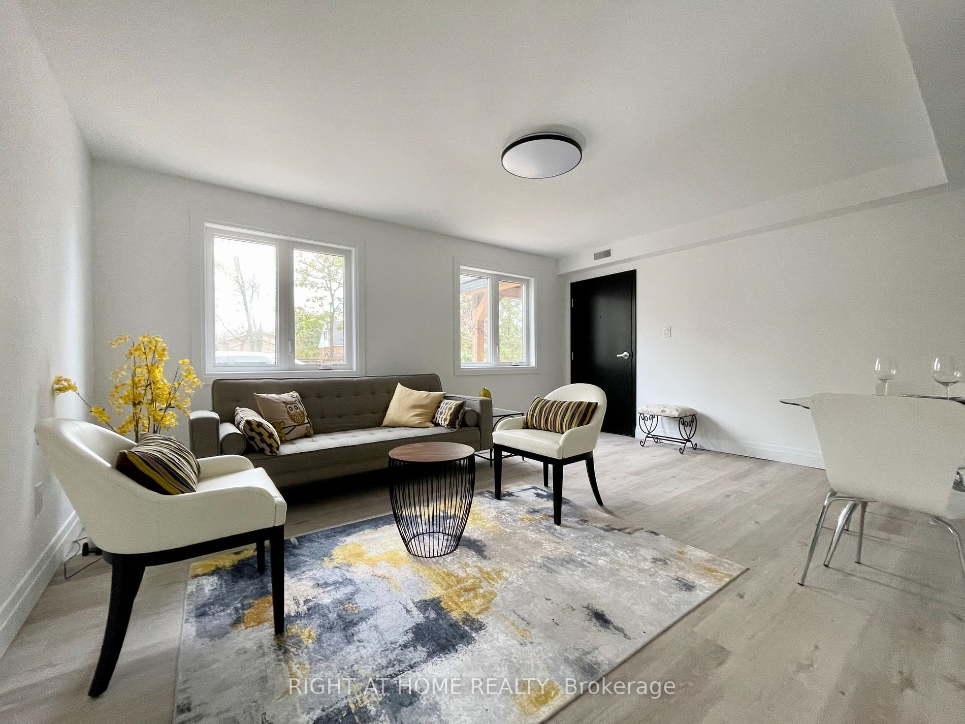 195 Owen St, #2