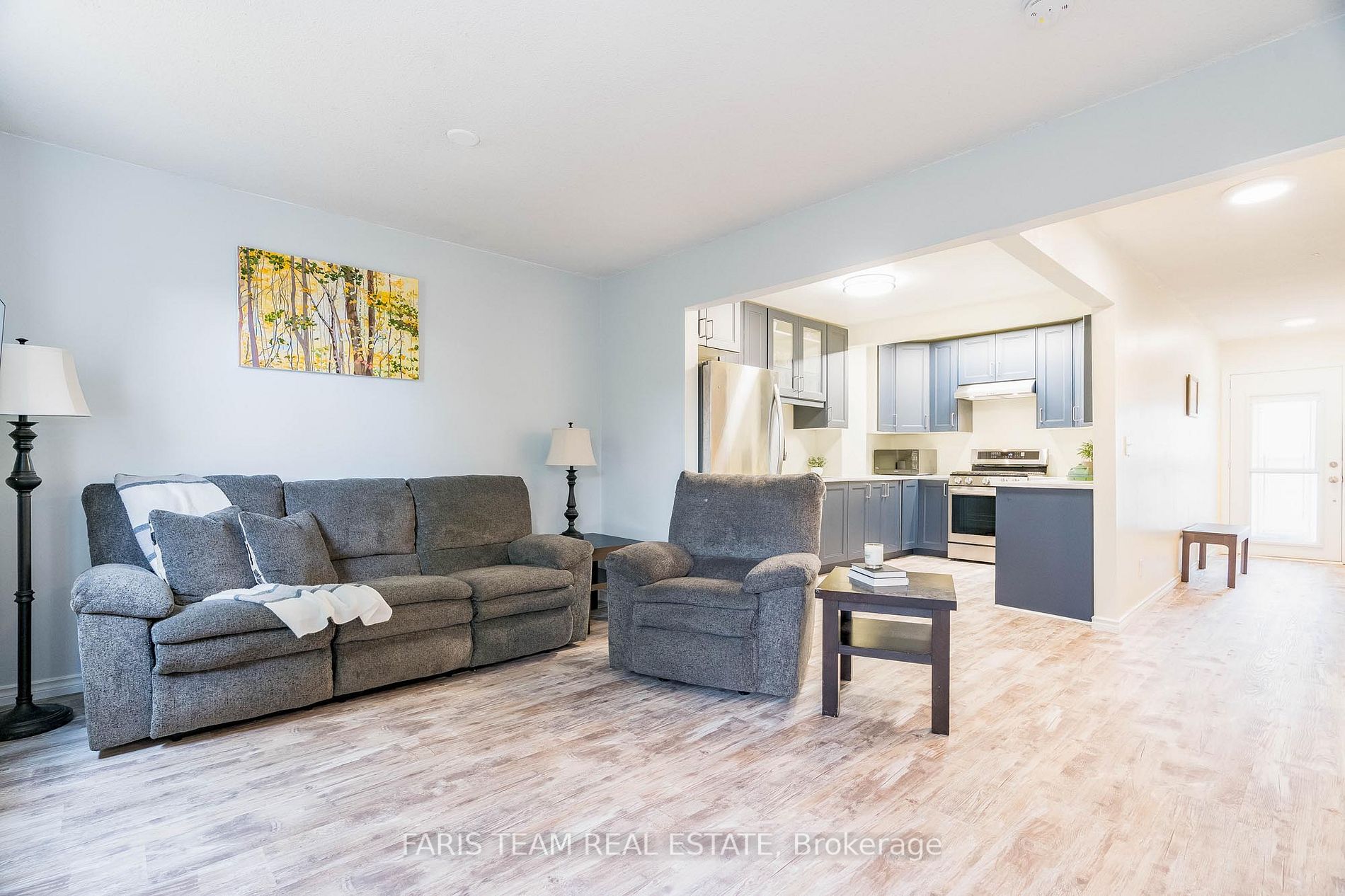 25 South St, #102